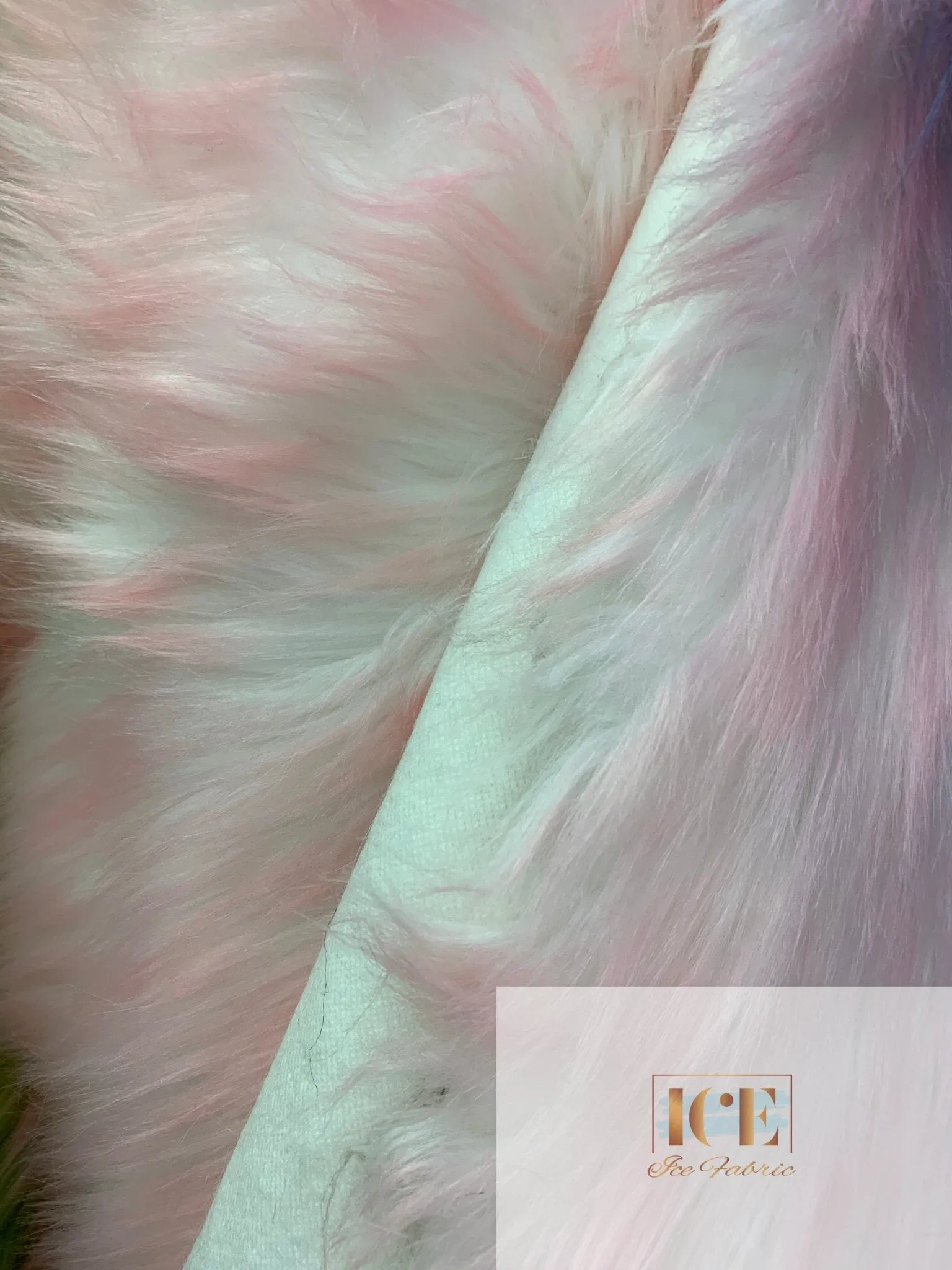 Canadian Fox 2 Tone Shaggy Long Pile Faux Fur Fabric For Blankets, Costumes, Bed Spread