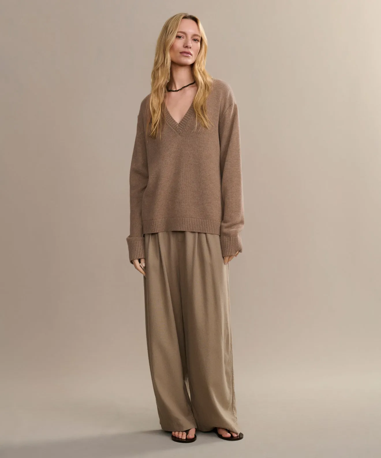 Curved Hemline Layering Piece Simone V-Neck