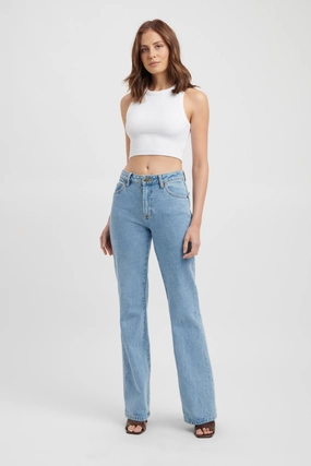 Carlen Low-Rise Jean Casual Edge Carlen Low-Rise Jean Colorfast Dyeing Method