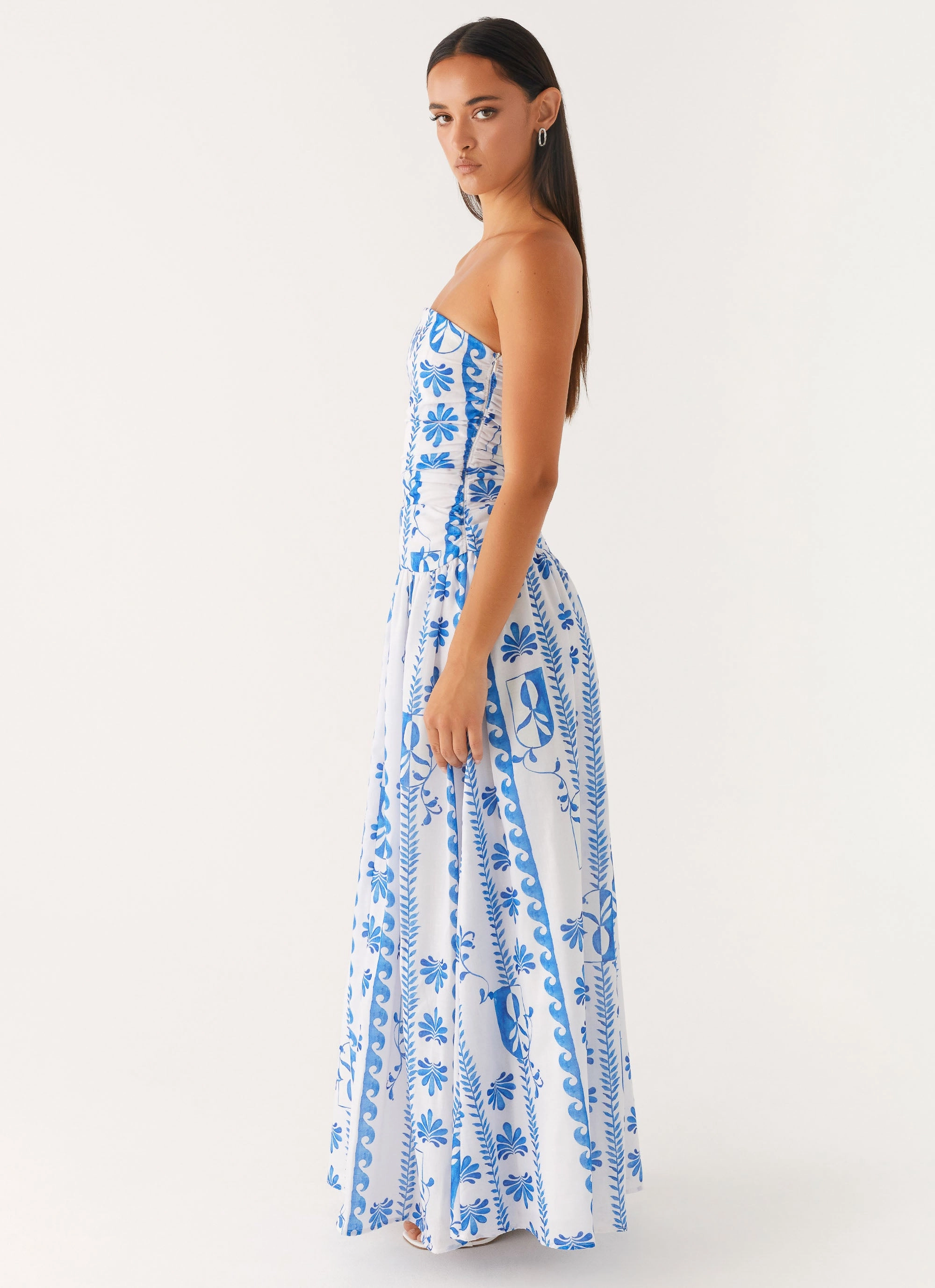 Carmel Maxi Dress - Floral Wave and Effortless fit dress. Smooth Fit