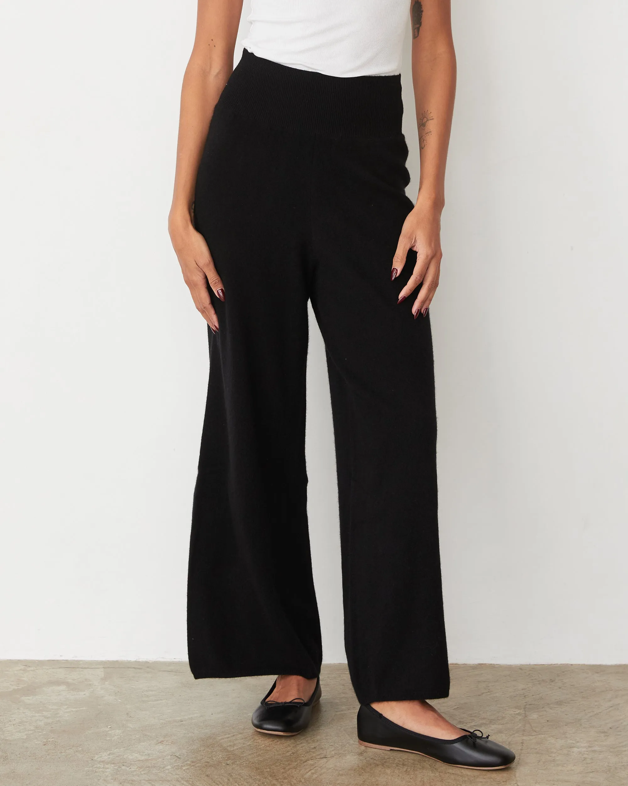 Cashmere Crop Pant BreathableMeshLining Durable Construction