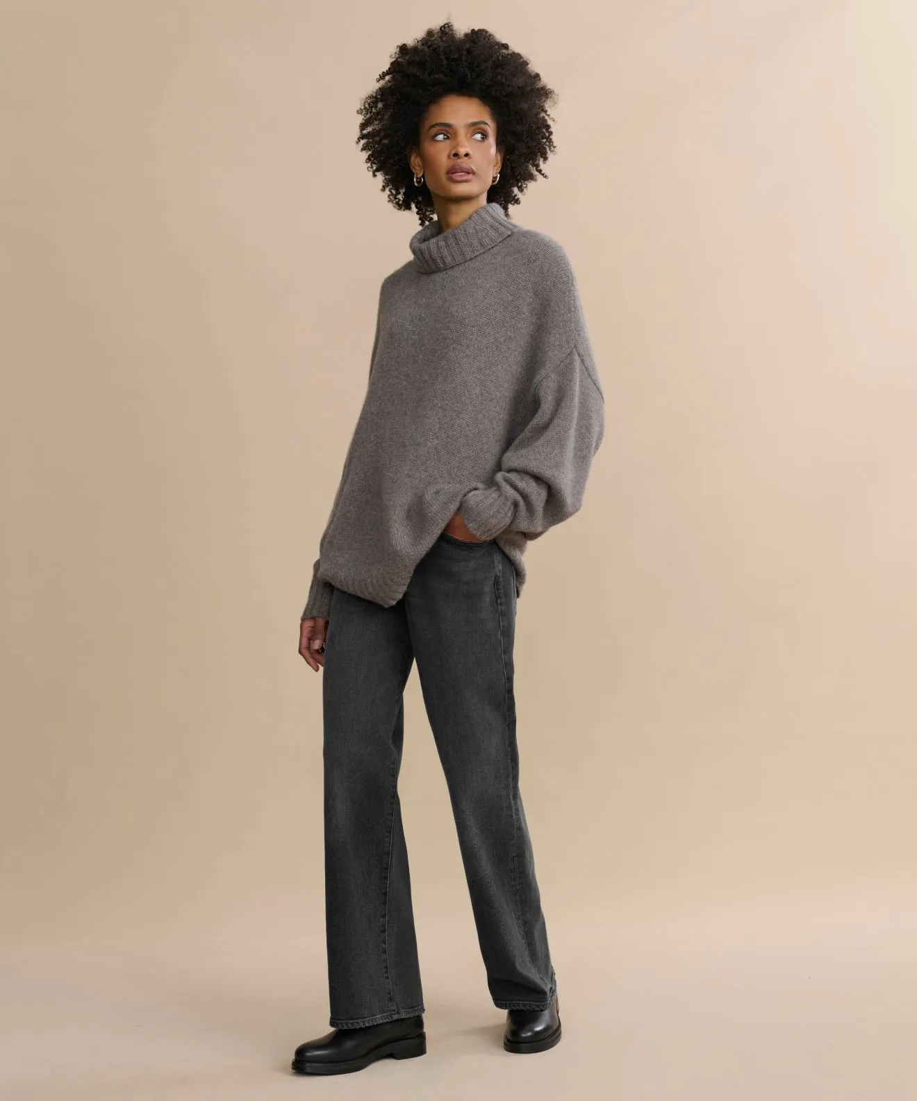 Sandwich Mesh Panel Structure Cashmere Porter Turtleneck