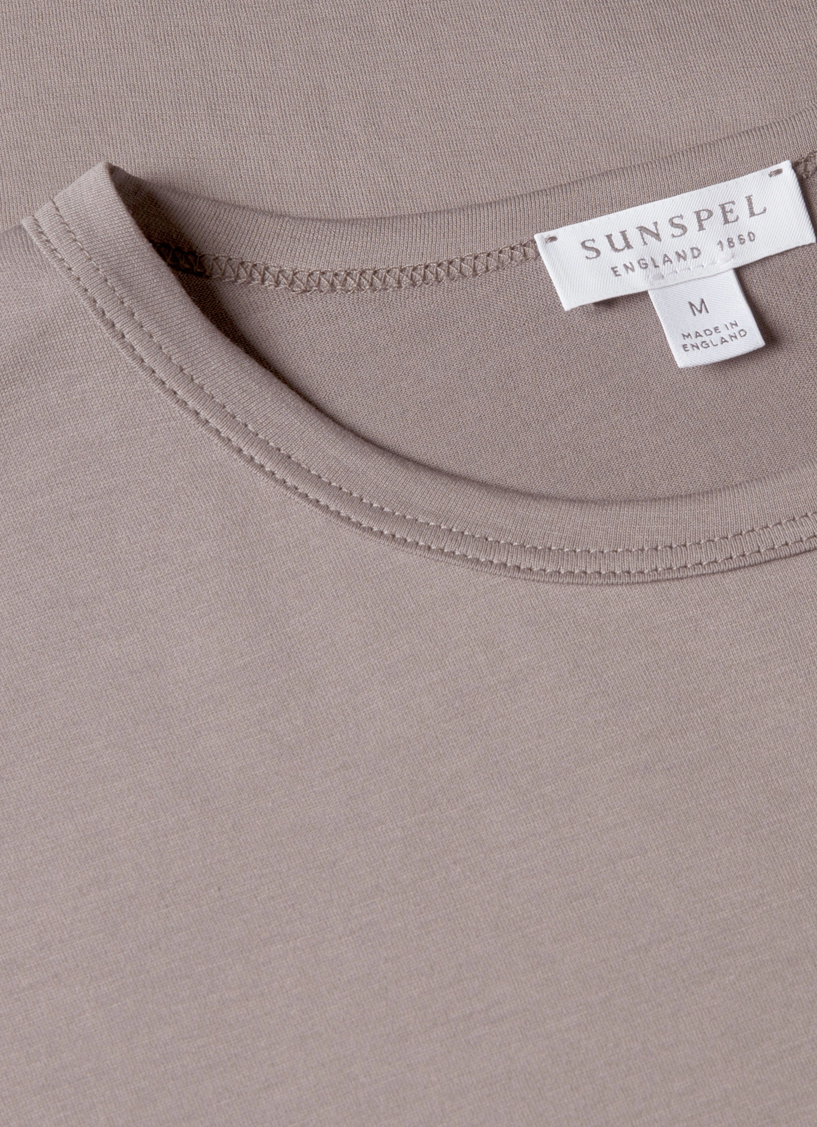Men's Classic T-shirt in Iron Grey warm weather