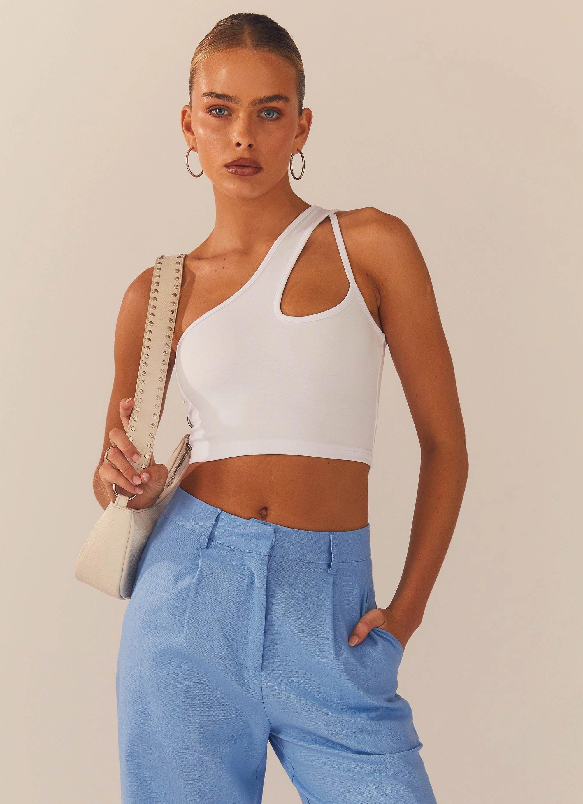 Cedar Crop Top - White ReinforcedShoulderConstruction