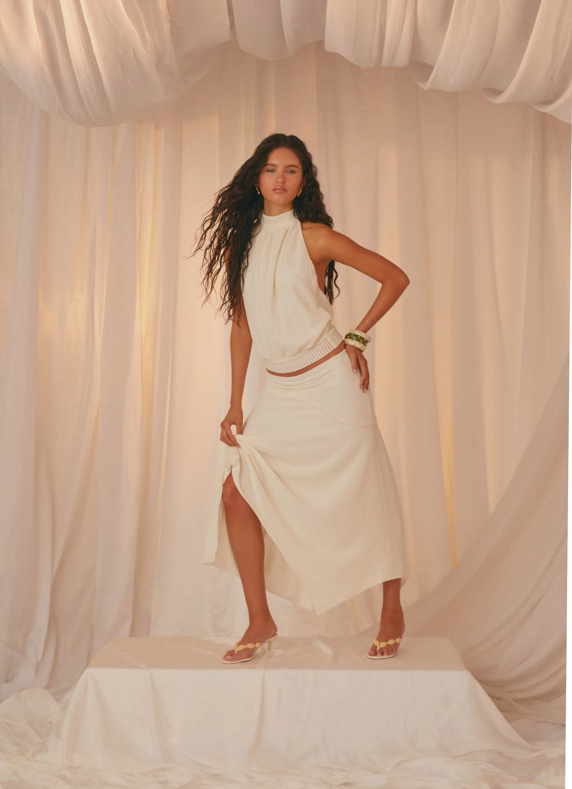 AntiStaticFinish Sporty Look Evaden Low Rise Midi Skirt - Ivory