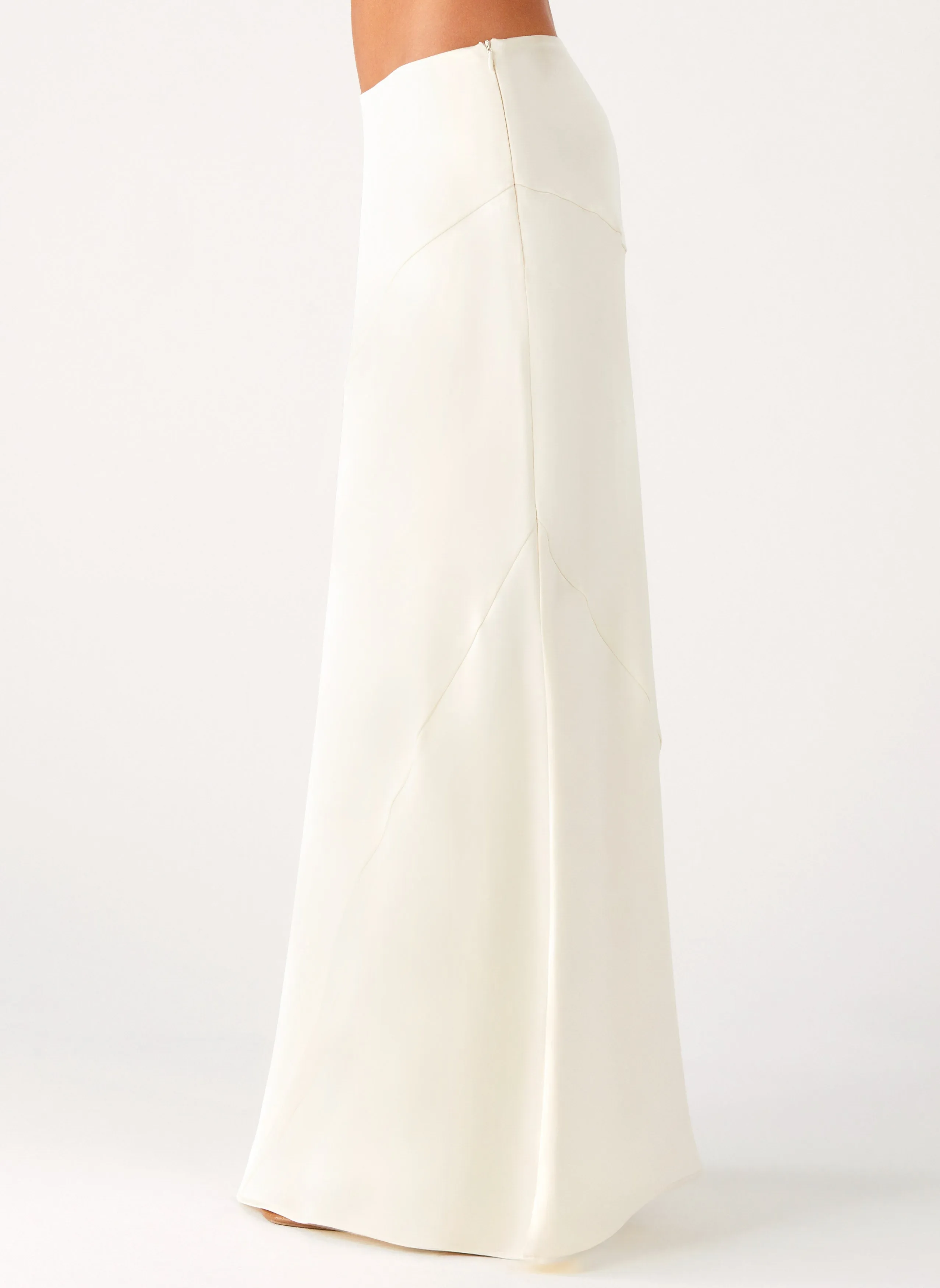 Chandra Maxi Skirt - Ivory Stretchable Fit Performance Design