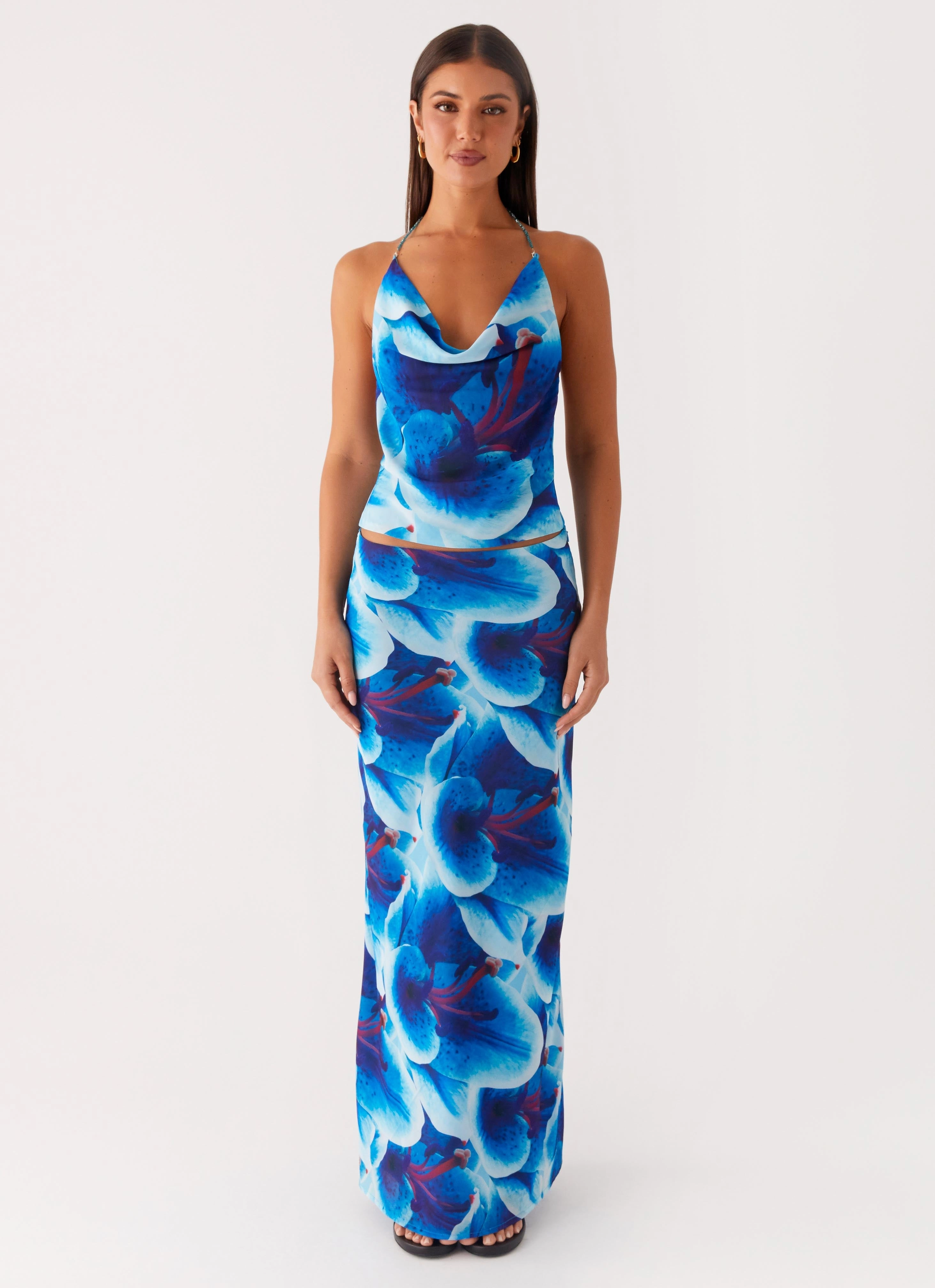 Weighted Hem Modest Wear Another Life Halter Top - Turquoise Floral