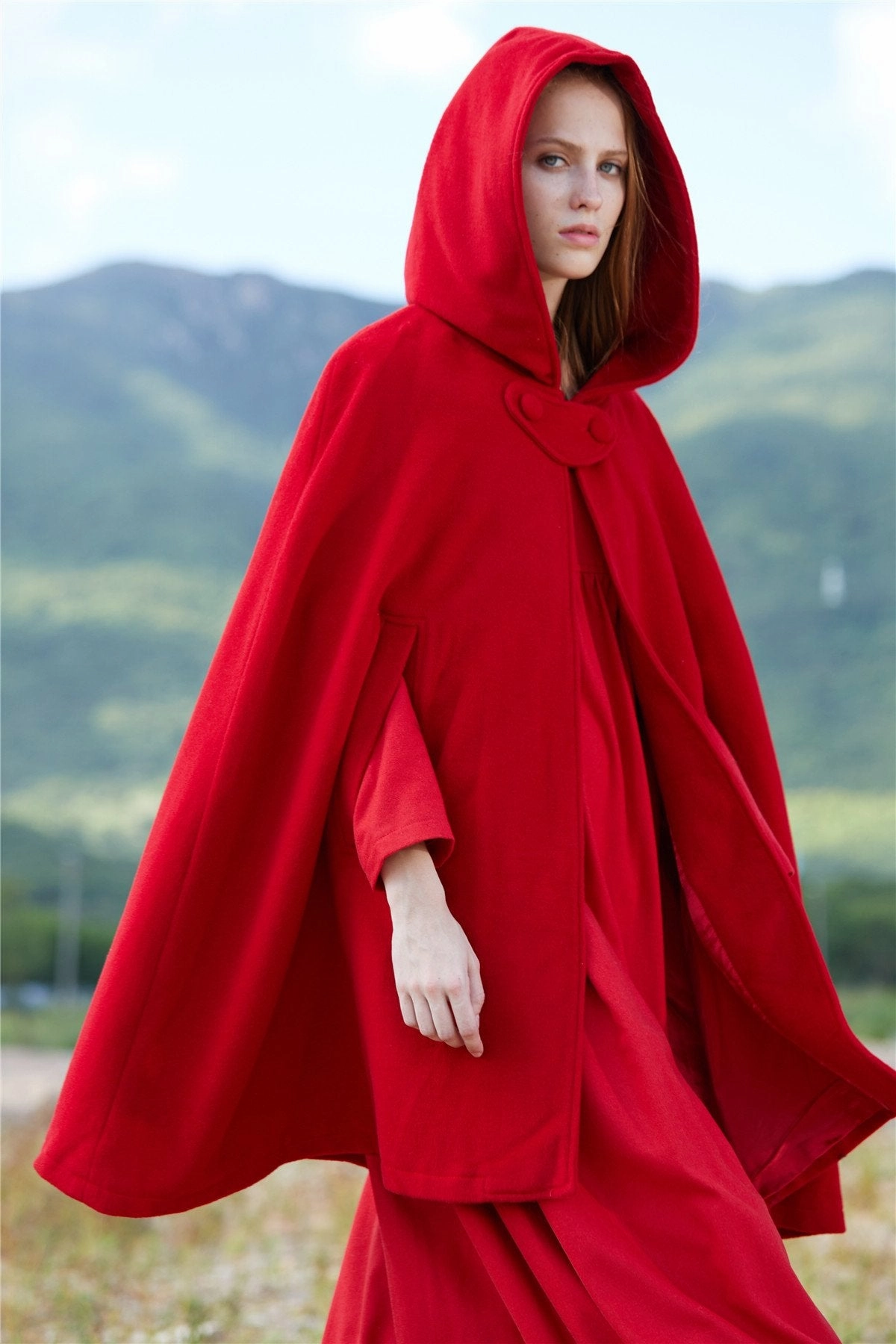 Tiered Skirt The New Yorker | Hooded Cashmere Cape