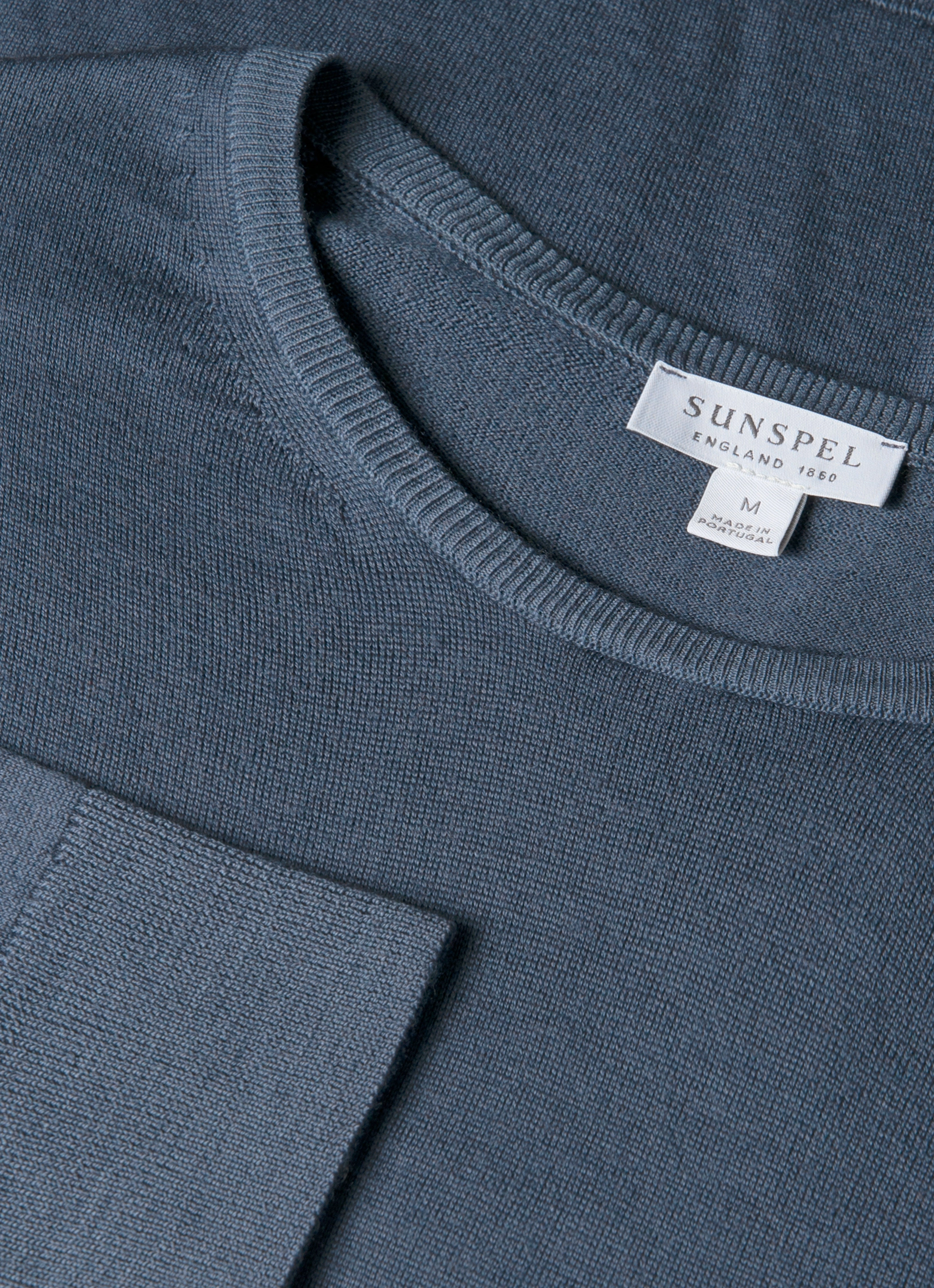 All-Day Use Hypoallergenic Fibers Men's Extra-Fine Merino Crew Neck in Slate Blue
