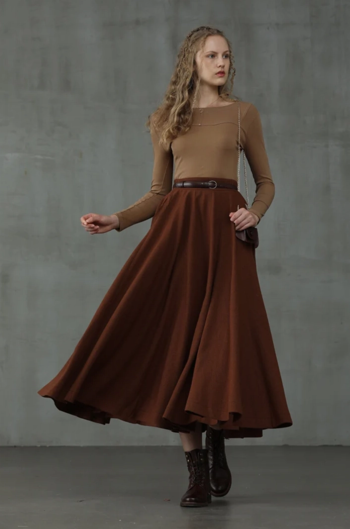 Convertible Collar Style The Soft Lawn 12 | Midi Wool Skirt