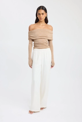 ClassicCrewNeckline Shiloh Fold Top Smooth zipper closure Shiloh Fold Top