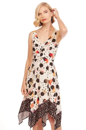 Colorful pieces Florentia Sleeveless Midi Dress - Deco Dot Florentia Sleeveless Midi Dress - Deco Dot V Neckline