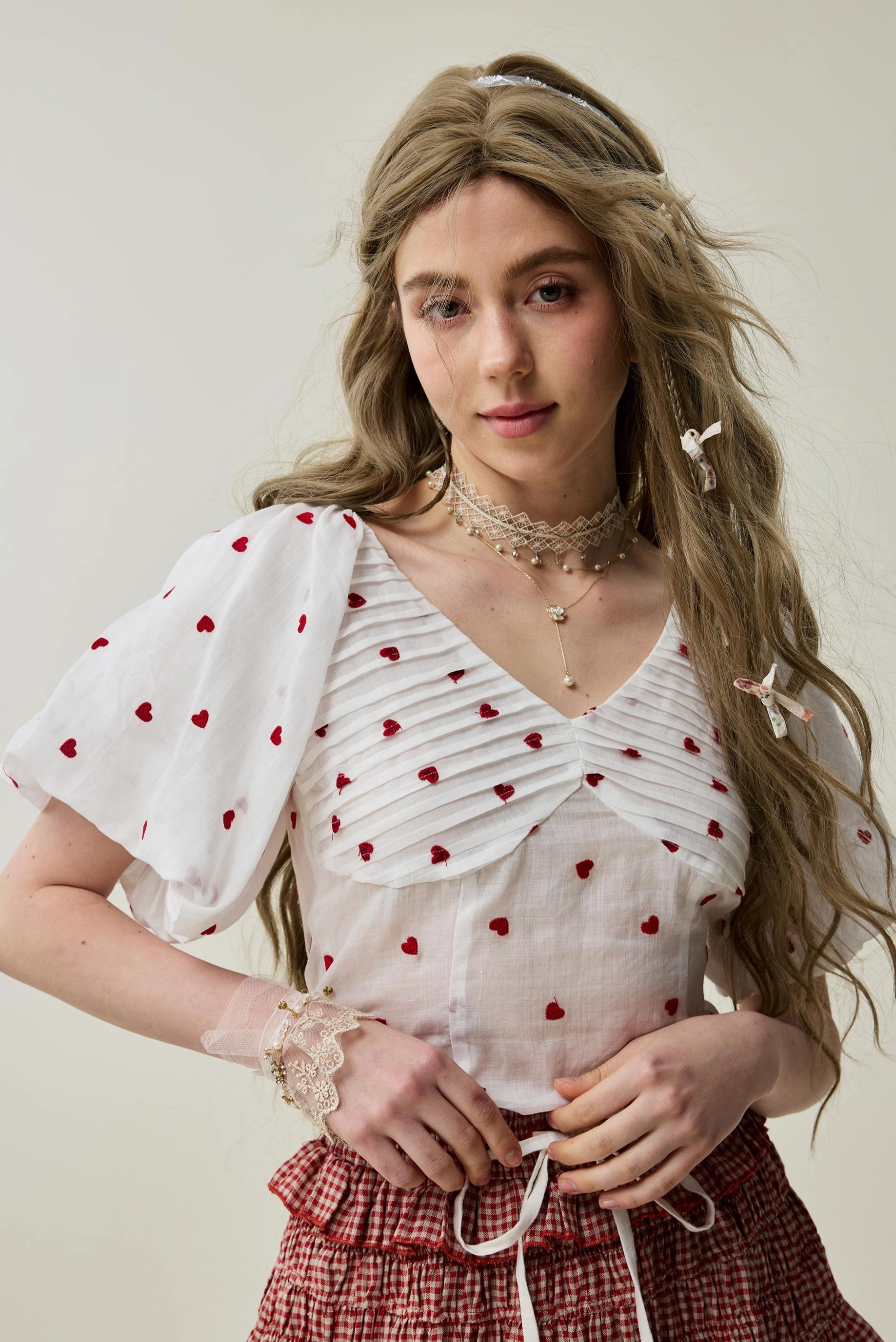 Functional Layer Piece Water Resistant Baie 22 | Handmade pintucked linen blouse