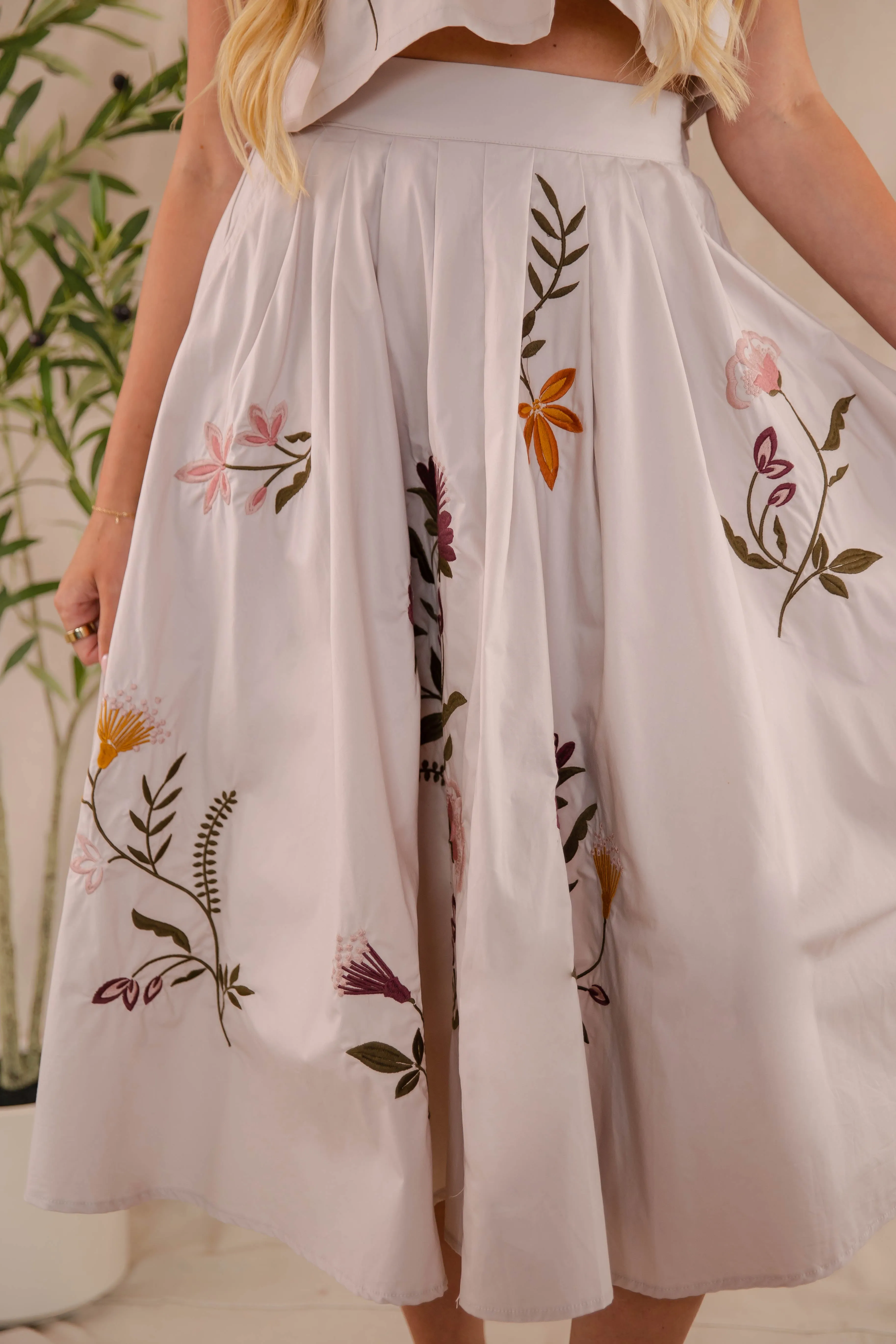 Stain Resistant Weave Finding The Good Midi Skirt