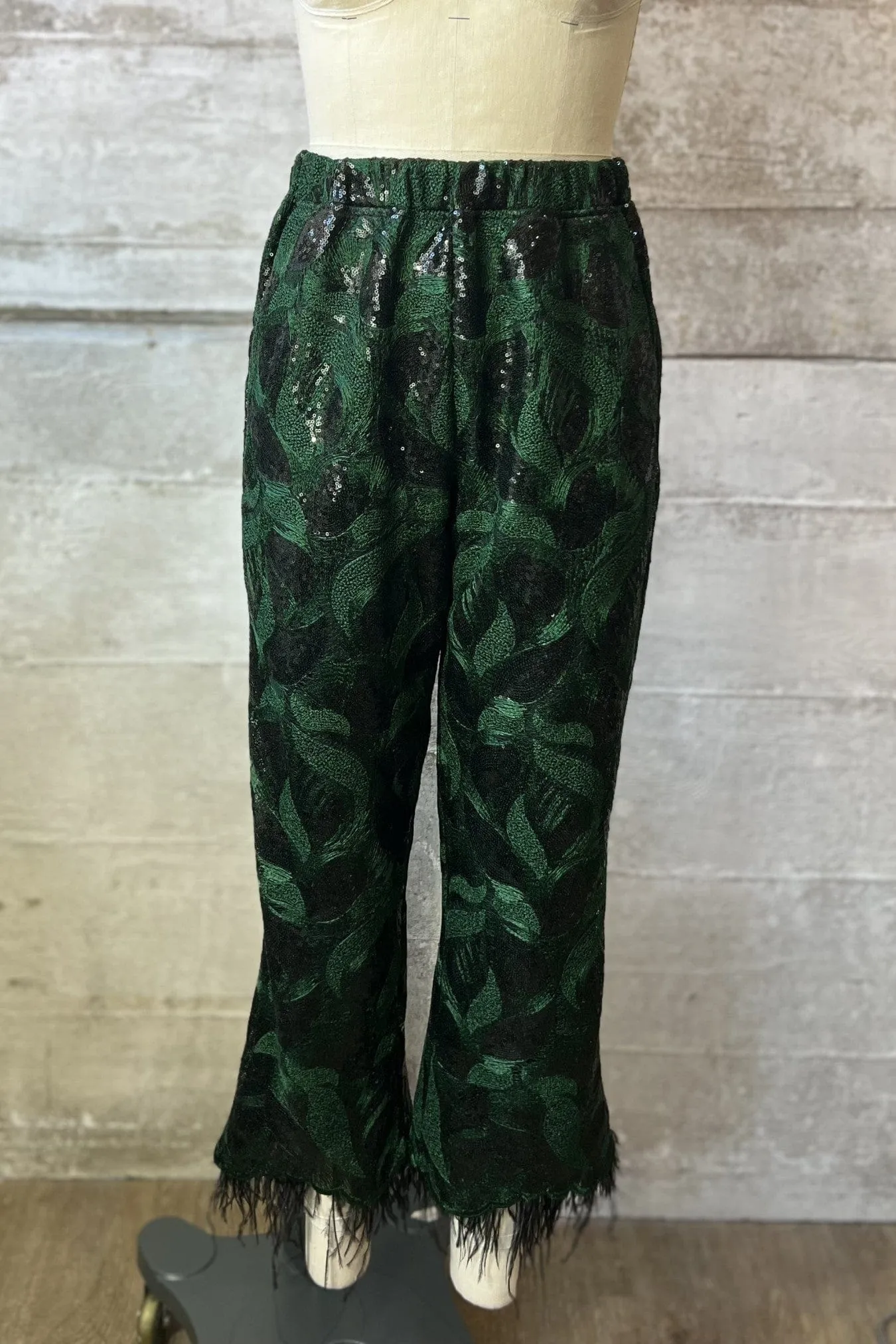 Brenda Feathered Pants - Christmas Green UVProtectiveLayer NonChafingEdges