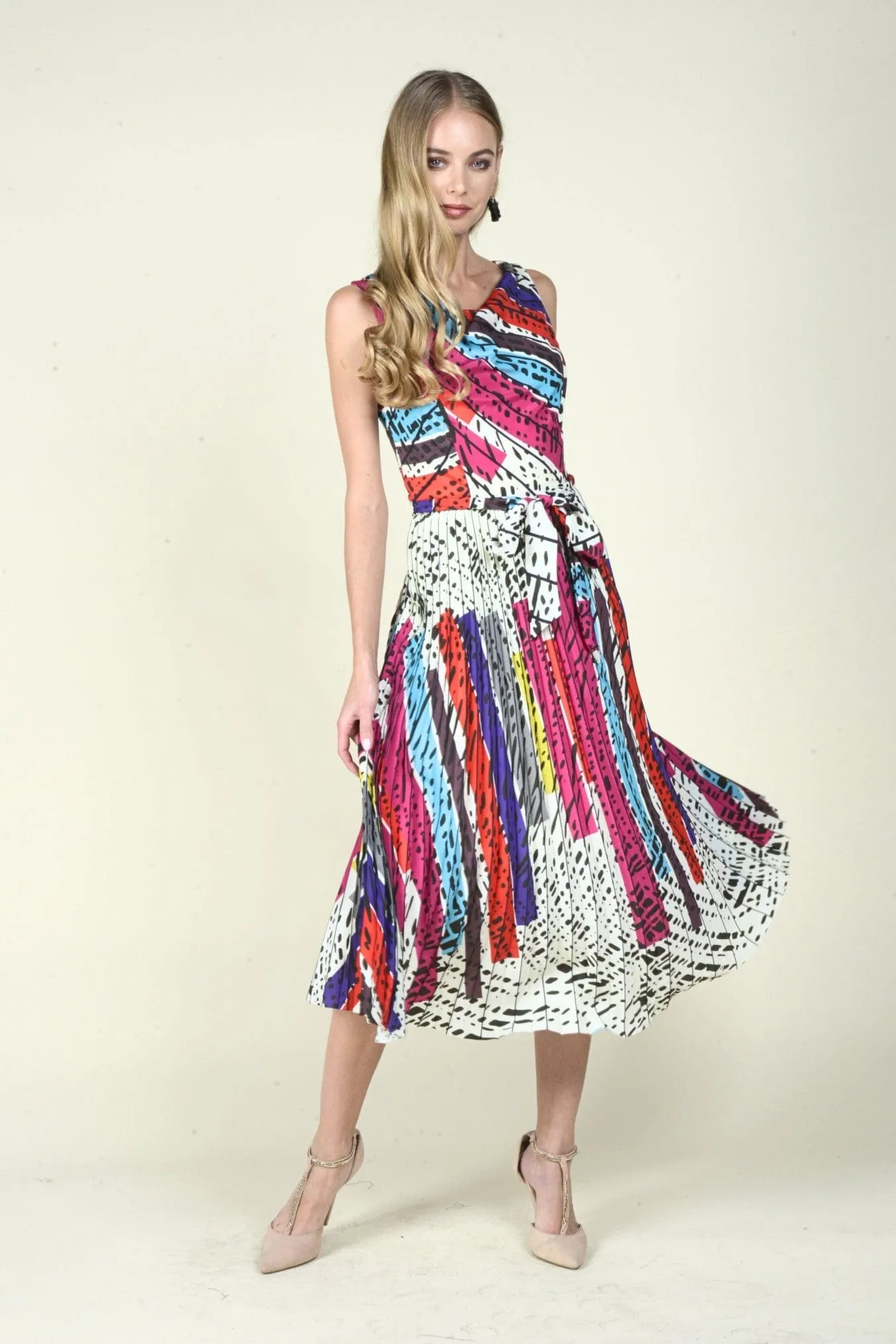 Jolie Pleated Midi Dress - Battenburg Fashion Layers