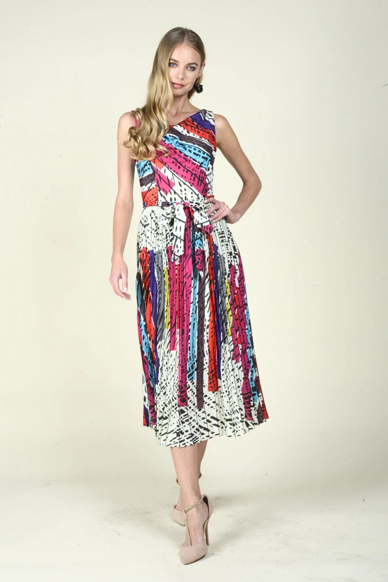 Light and Breezy Light Comfort Jolie Pleated Midi Dress - Battenburg