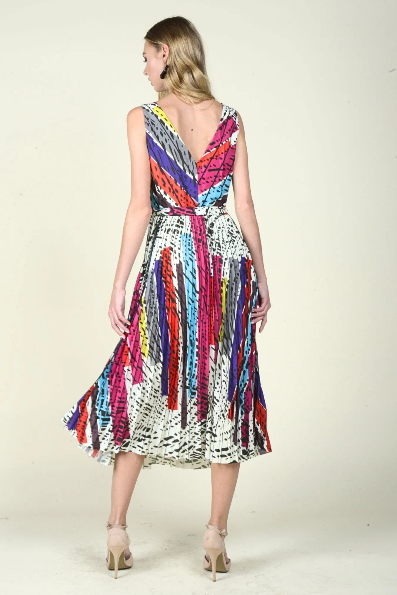 Simple Yet Elegant Flattering Cut Jolie Pleated Midi Dress - Battenburg