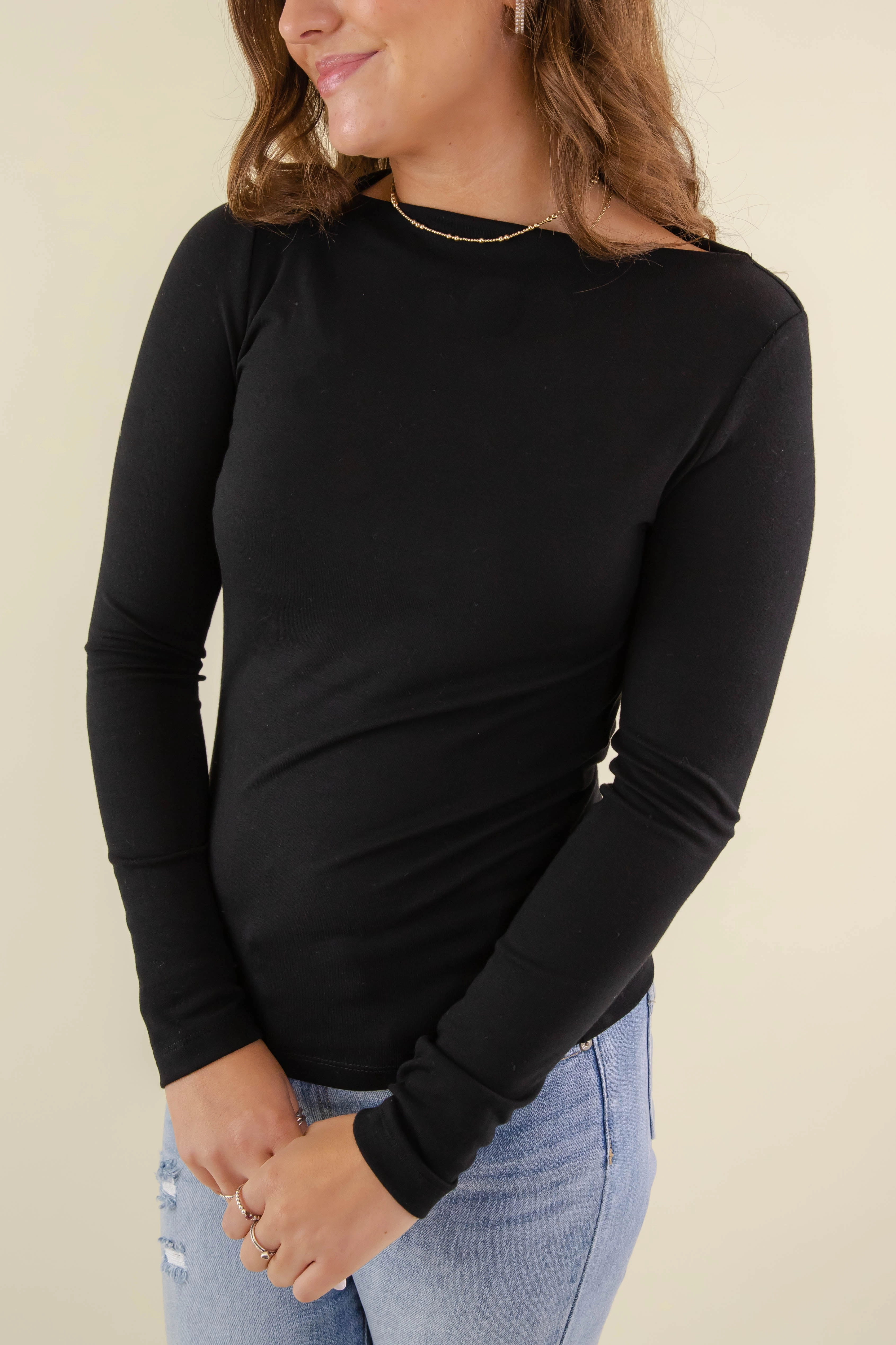 Double Needle Hemming Comfortable Charm Top-Black