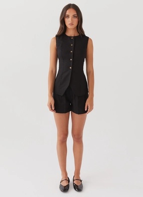 Comfy Wearable Born For Bordeaux Linen Shorts - Black Born For Bordeaux Linen Shorts - Black Flexible Ankle Cuffs