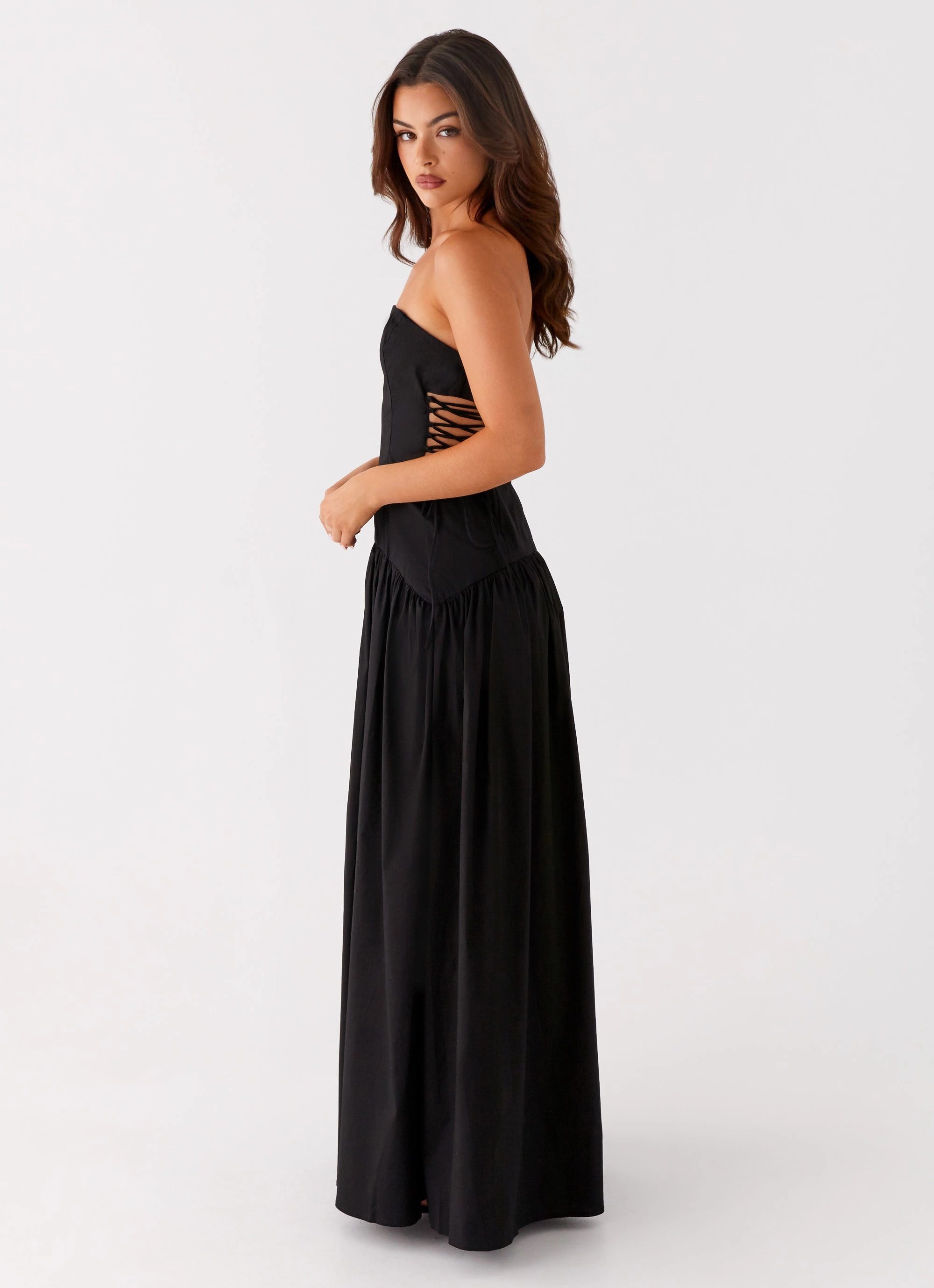 Conagh Maxi Dress - Black Relax Draping