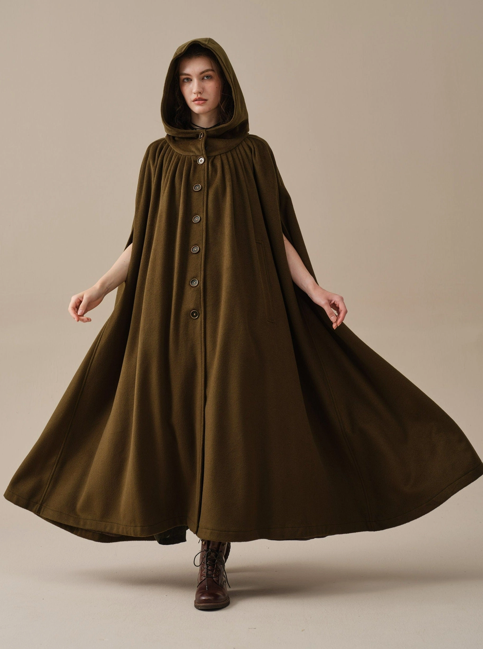 Smart and Relaxed ARIEL 14 | HOODED WOOL CLOAK COAT