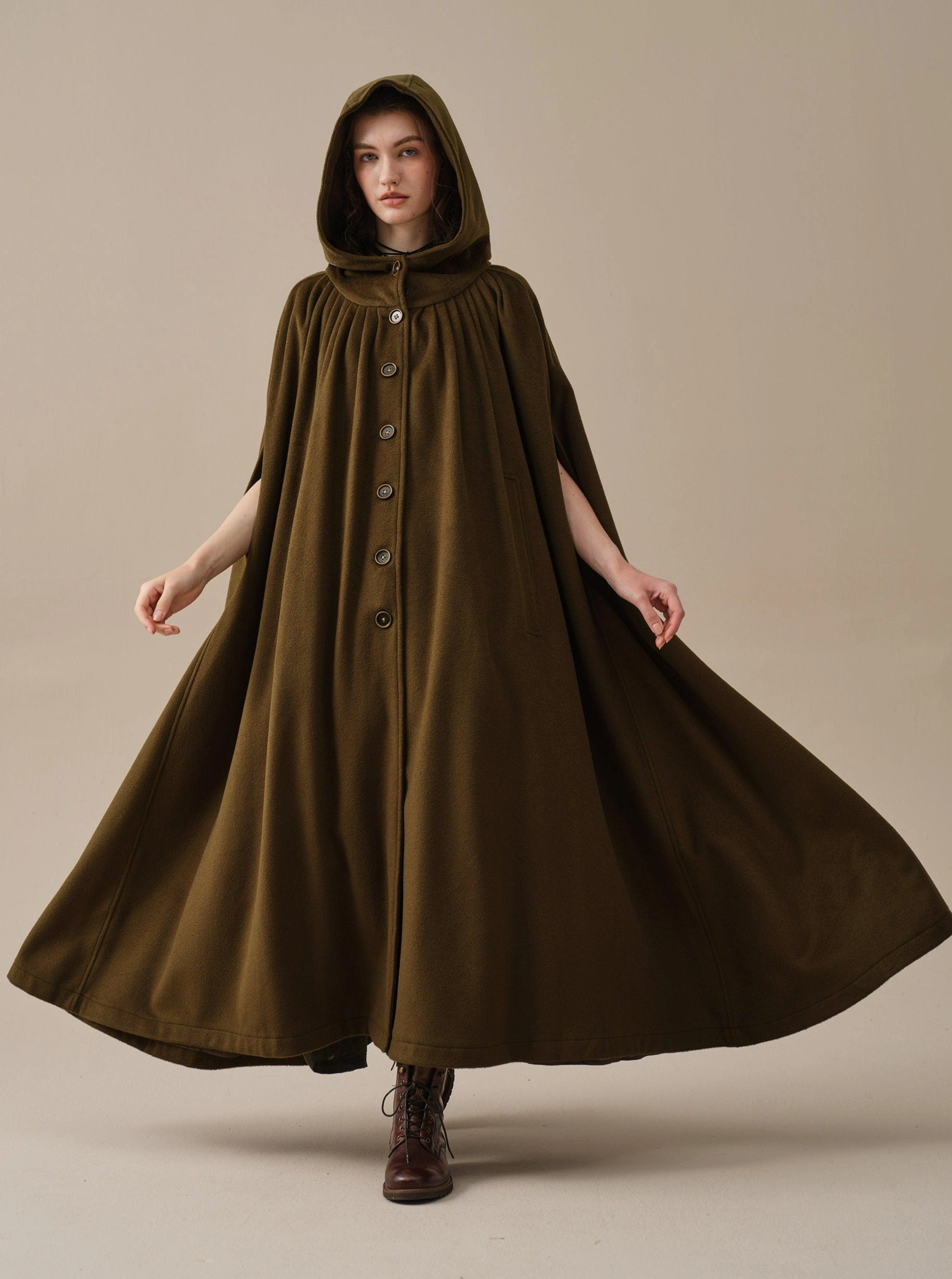 Daywear Mood ARIEL 14 | HOODED WOOL CLOAK COAT