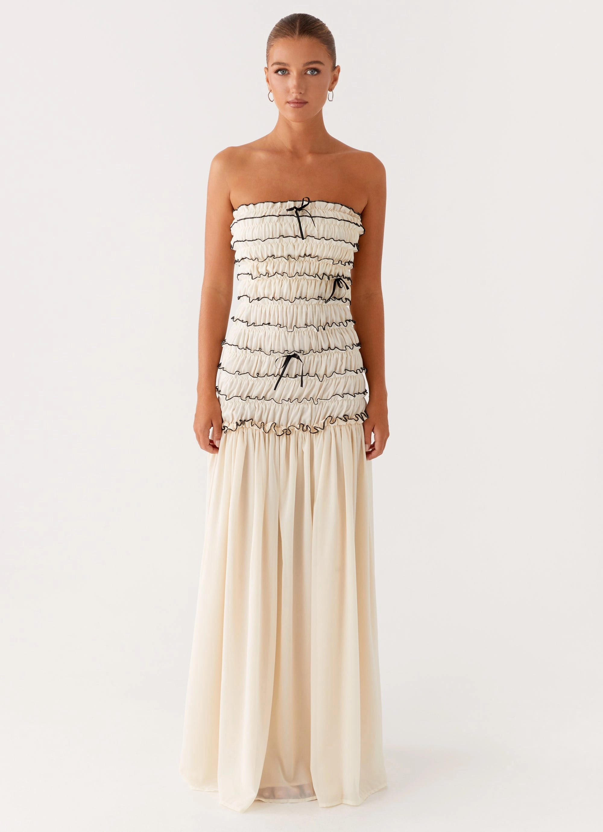 Zariah Maxi Dress - Ivory Lounge Moment