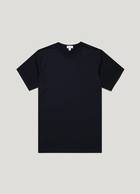 Cool Wear Men's Classic T-shirt in Midnight Navy Non Irritating Tags Men's Classic T-shirt in Midnight Navy