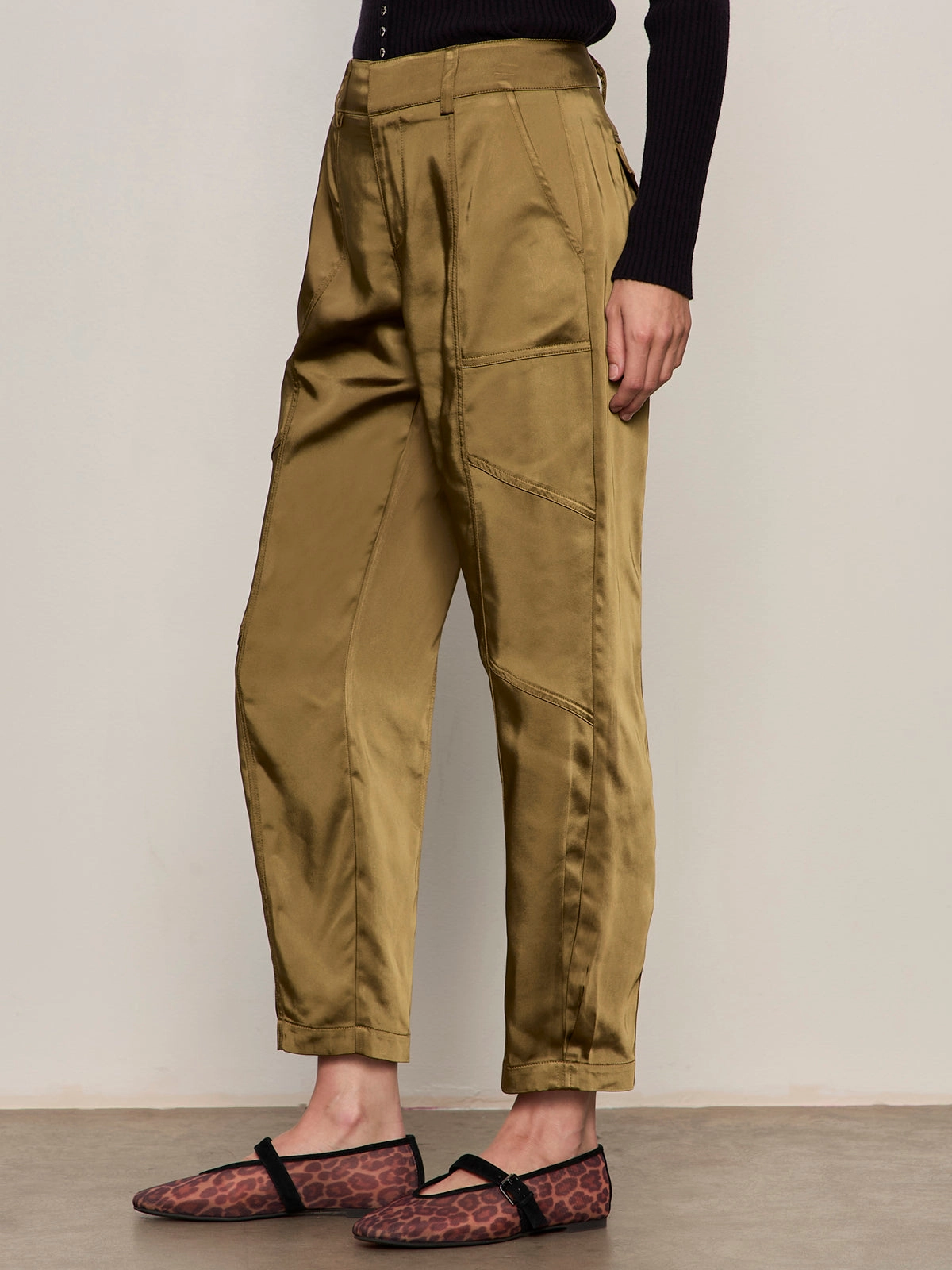 Sahara Satin Tapered Pant Dirty Martini MultiPocketDesign