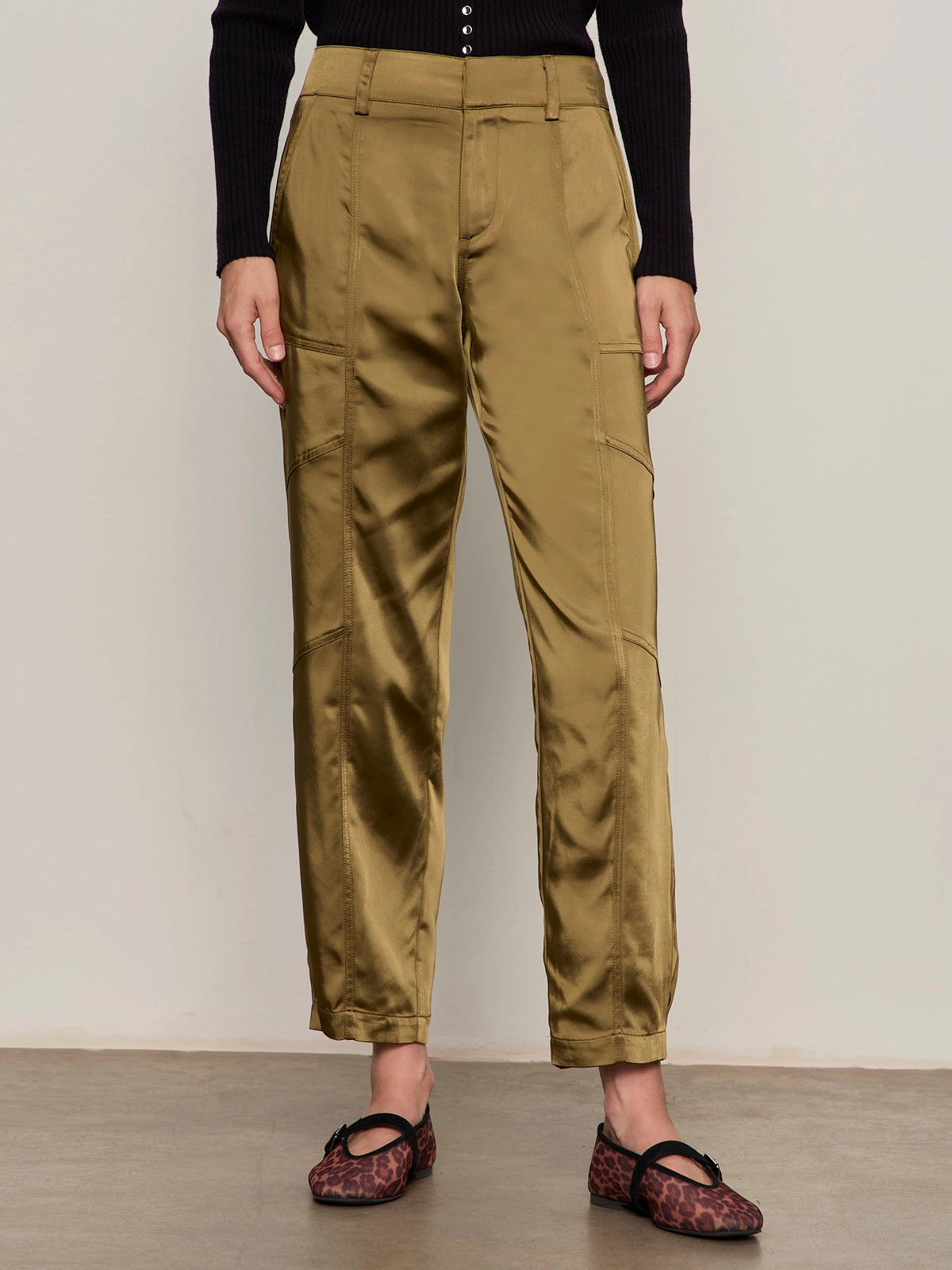 Sahara Satin Tapered Pant Dirty Martini Neutral Shade