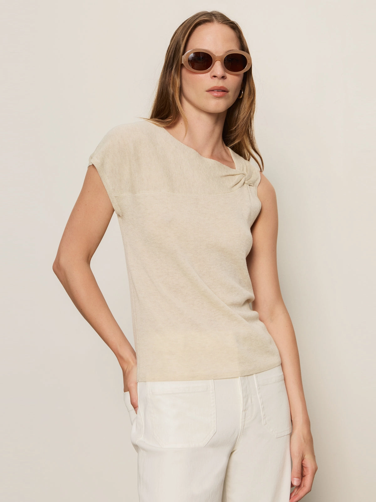 Knit Reinforced Edges Shoulder Twist Top Heather Pearl