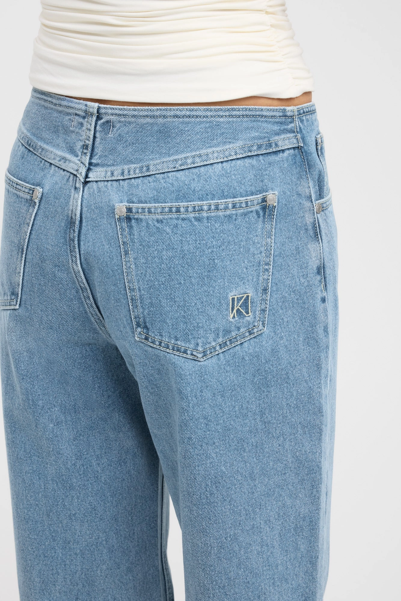 clean design Steele Jean