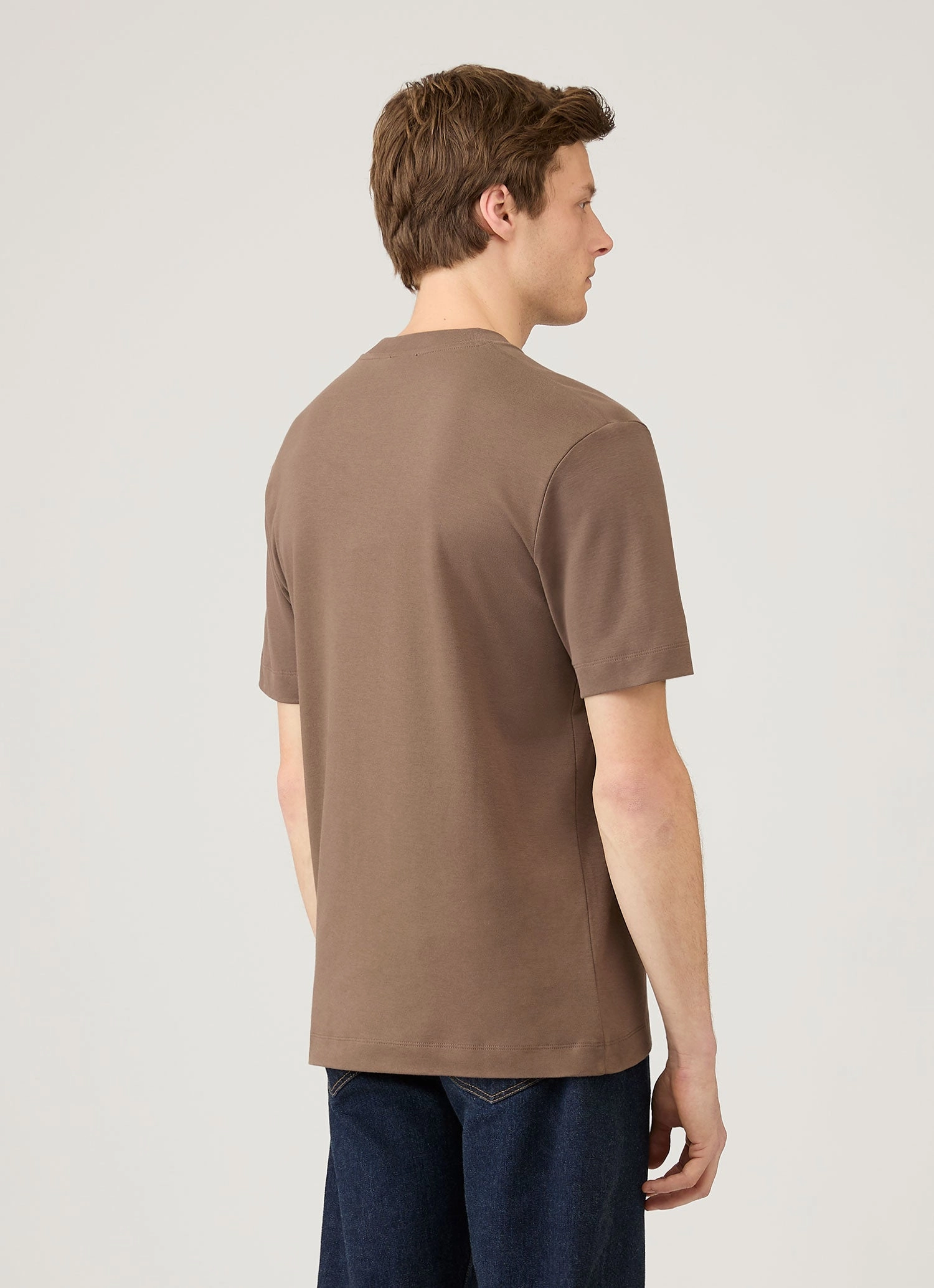 Men's Relaxed Fit Heavyweight T-shirt in Bark Smart Casual