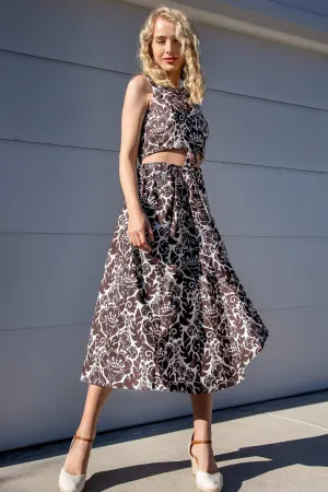 Crisp Fit Brown Motif Wrap Skirt Brown Motif Wrap Skirt Breezy Look Outfit Focused