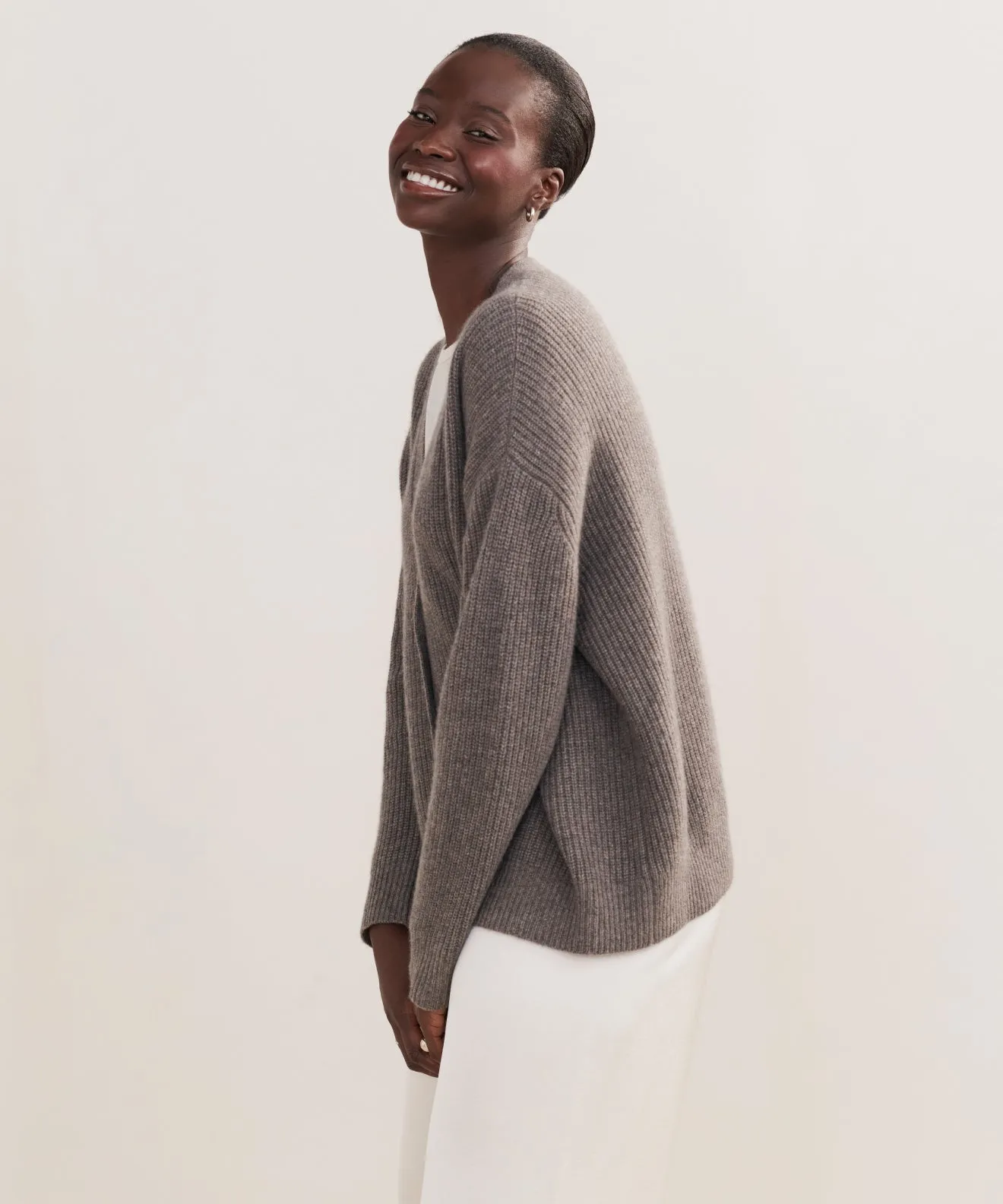 Sustainable Manufacturing Hidden Pocket Design Cropped Cashmere Cocoon Cardigan