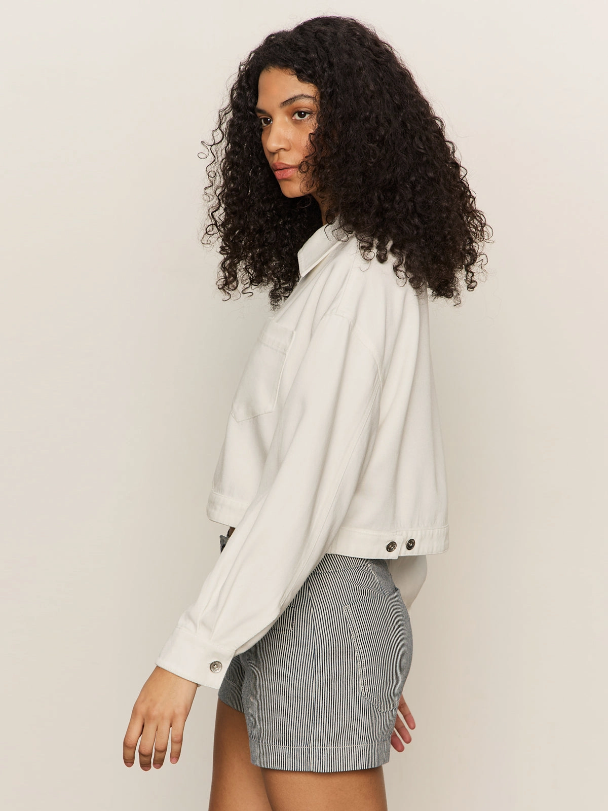 Cropped Paper Boy Jacket Bleached White petite size clean design