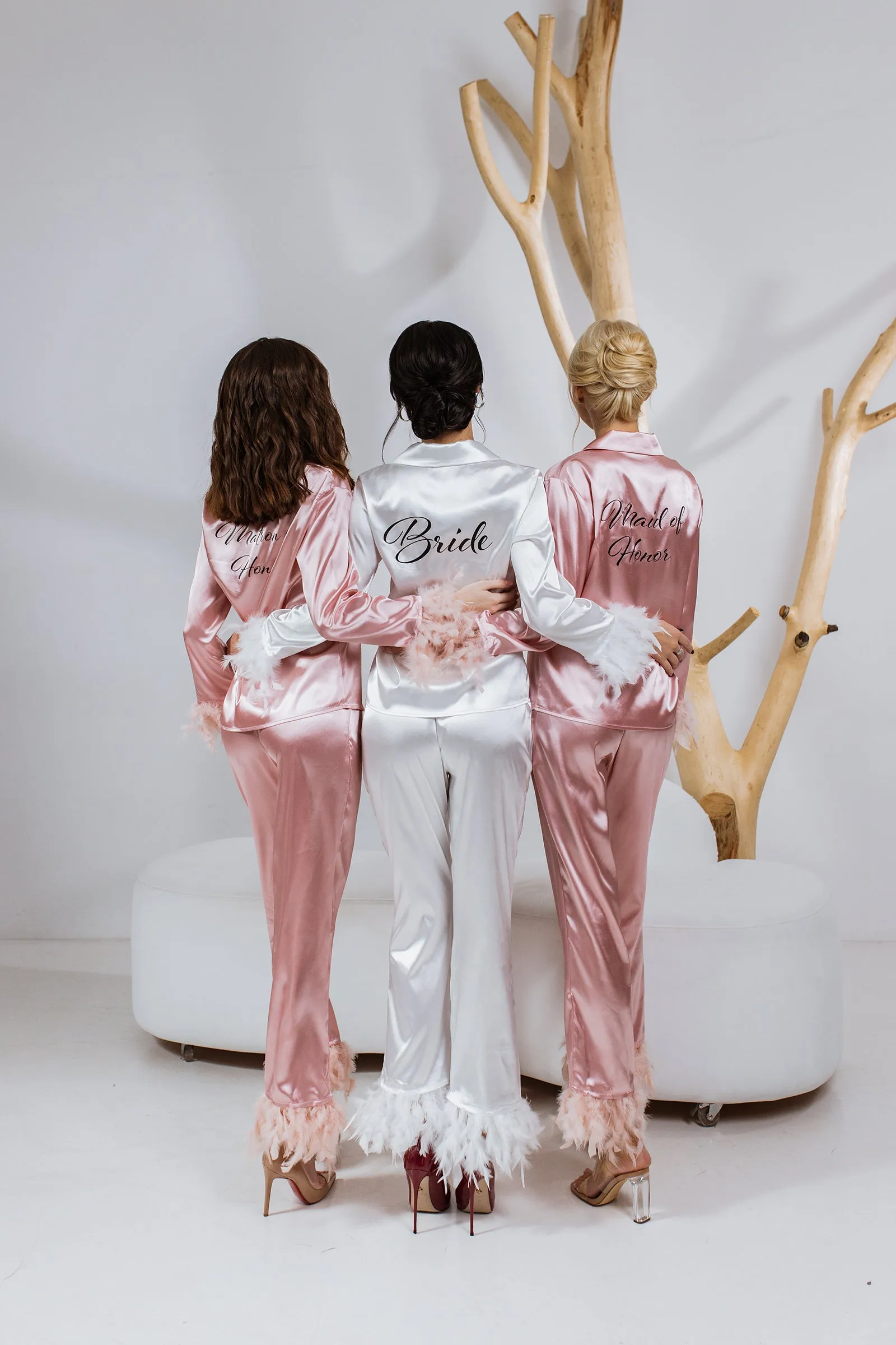 Customized Pajama Set with Feathers - alfresco