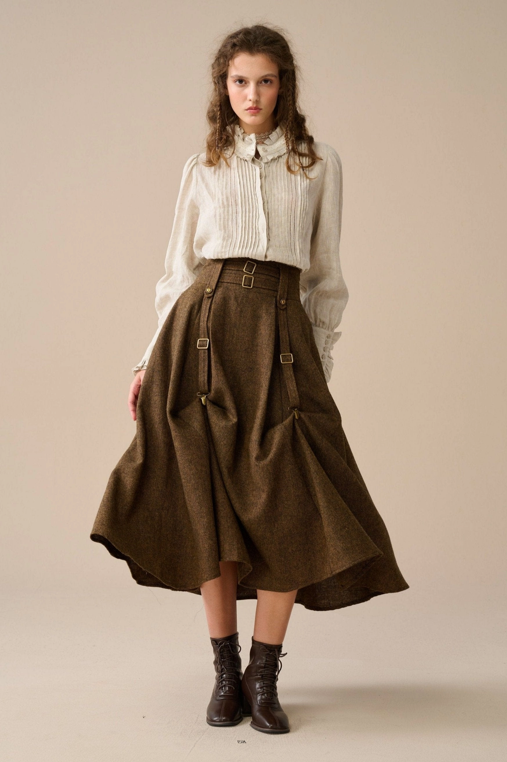 Versatile Styling Casual Work Look Cynthia 16 | Adjustable wool skirt