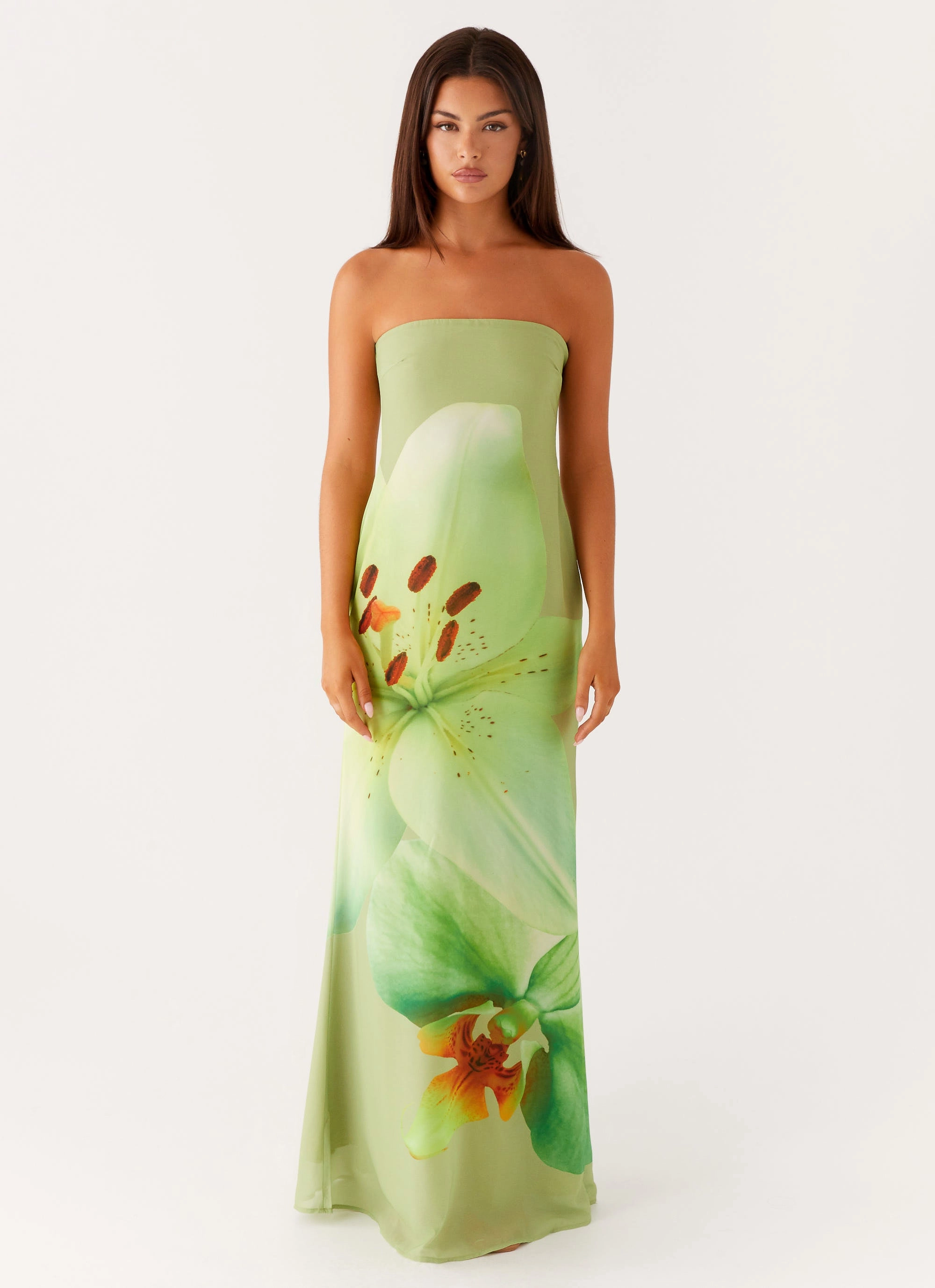 Darcy Maxi Dress - Green Floral Body Fit Feminine Touch