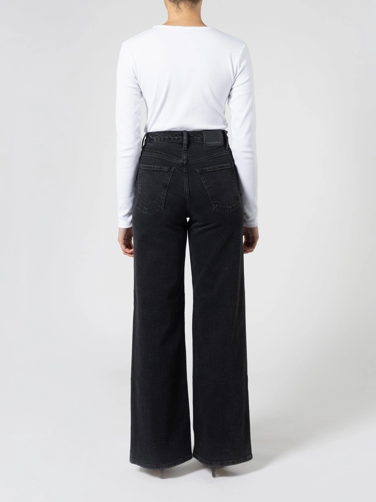 Milla Jean Long Shadow Black Lightweight Material Holiday Vibes Athlete Fit