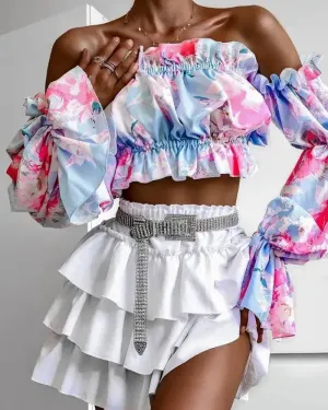 Deanwangkt - Off The Shoulder Floral Print Crop Top With Flare Sleeve And Ruffle Hem