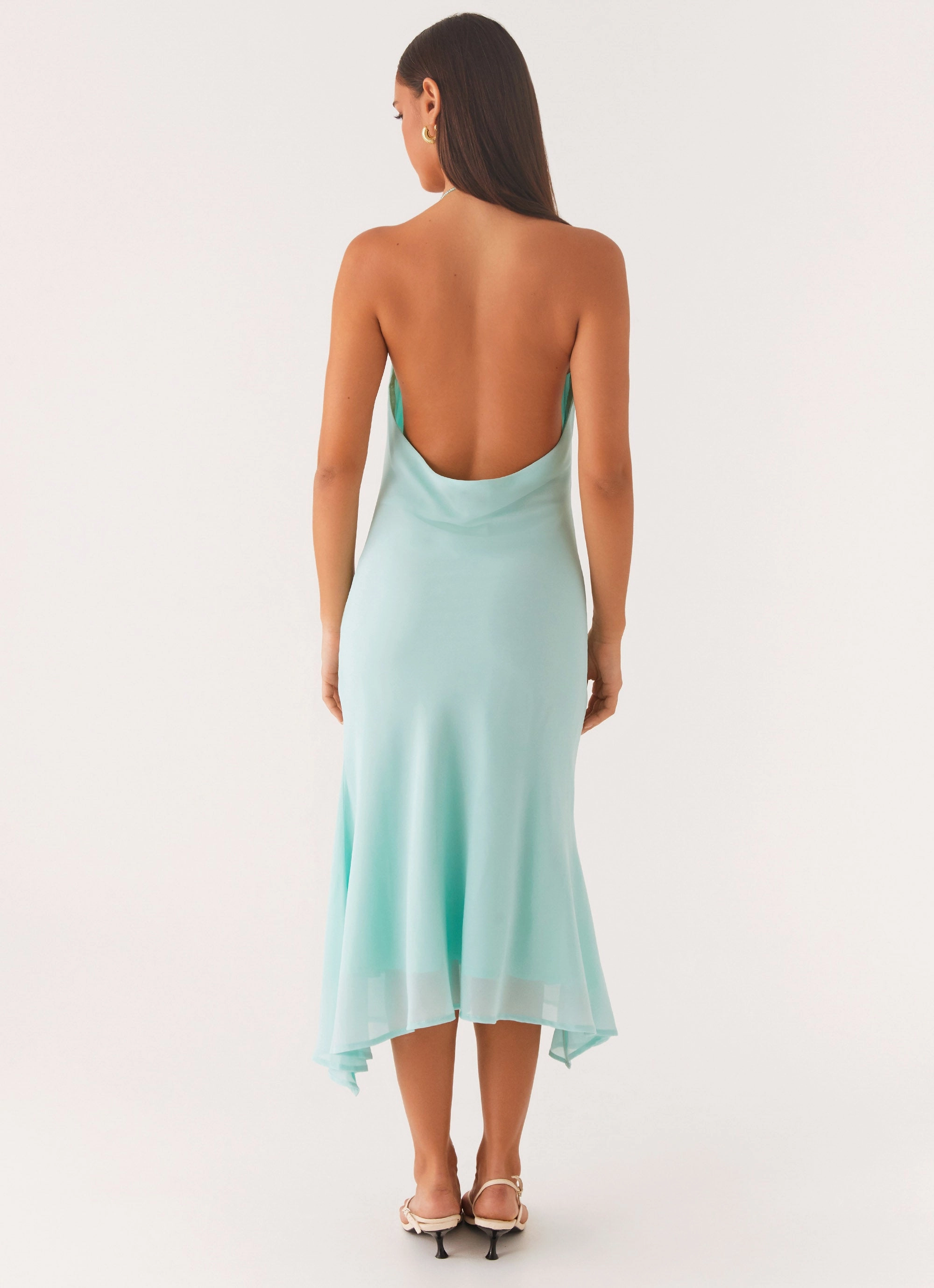 Deep Dive Midi Dress - Pale Blue Quick Layer Glamorous look