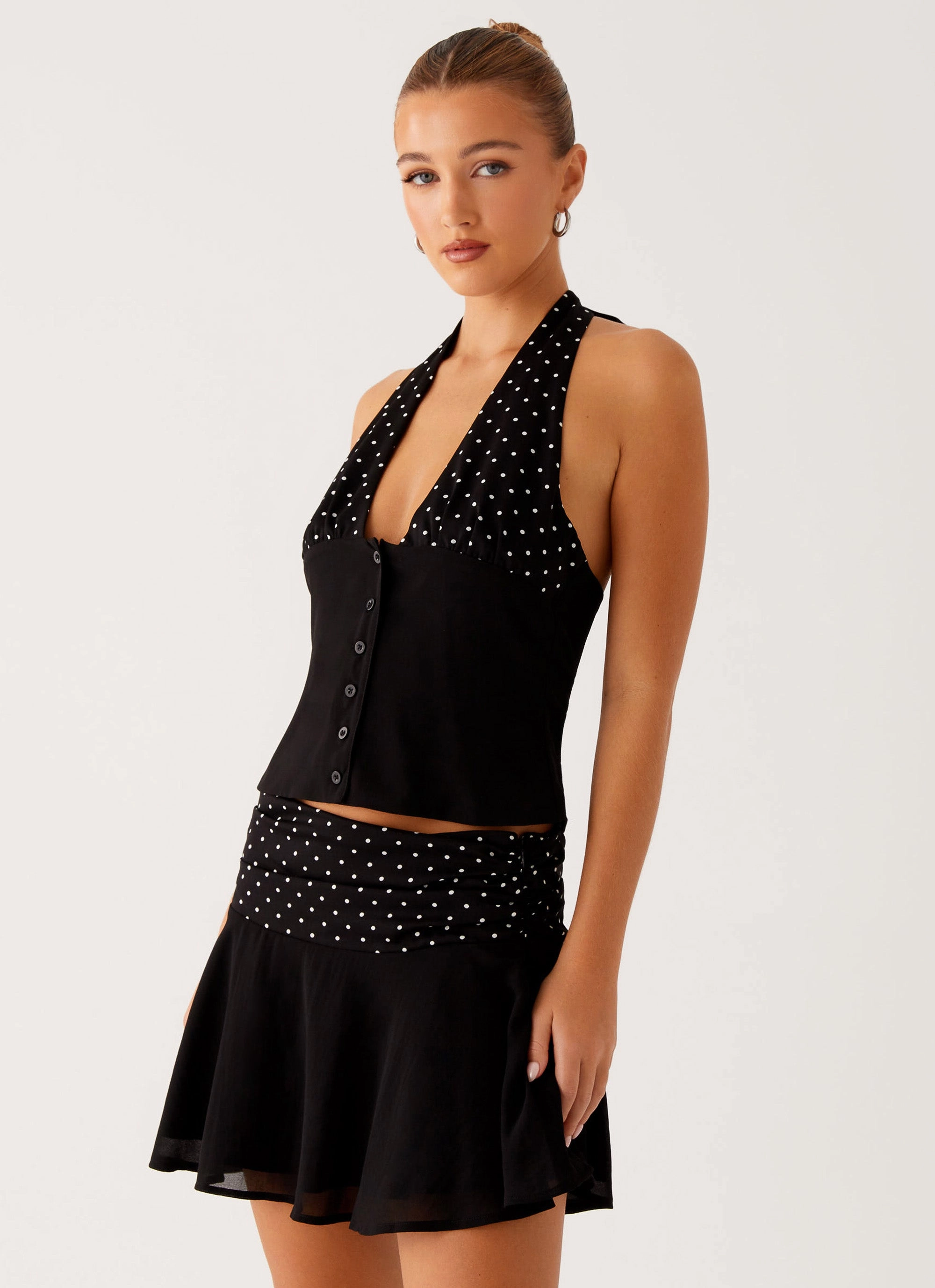 Odor Resistant Sporty Cardigan Devoted Halterneck Top - Black Polka Dot
