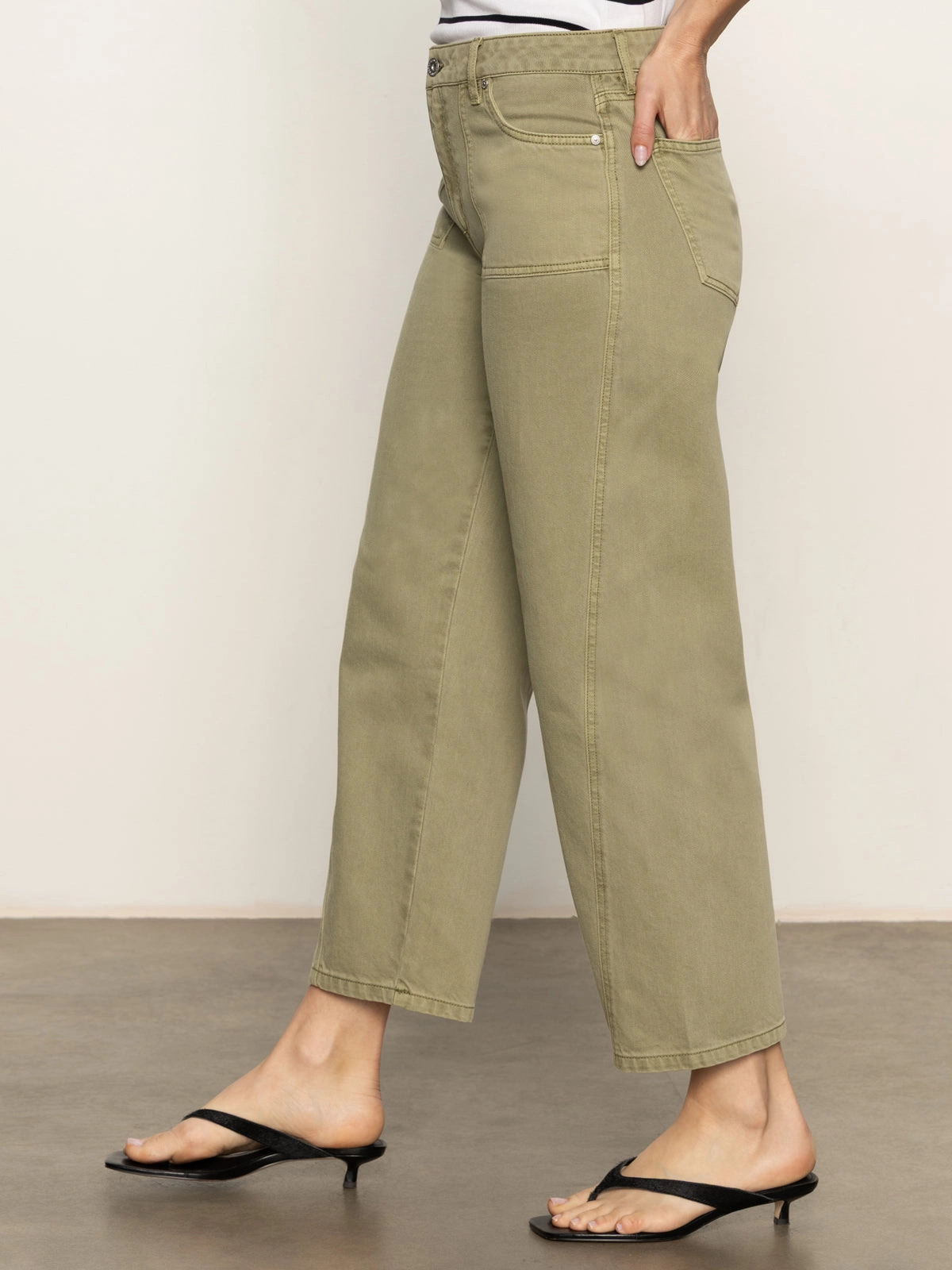 Breathable Comfort Design Breathable Comfort Fit District Column Standard Rise Ankle Jeans Bamboo