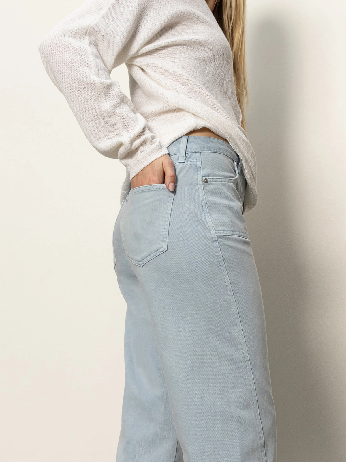 District Column Standard Rise Ankle Jeans Blue Mirage Heat Control Quick-Dry Material