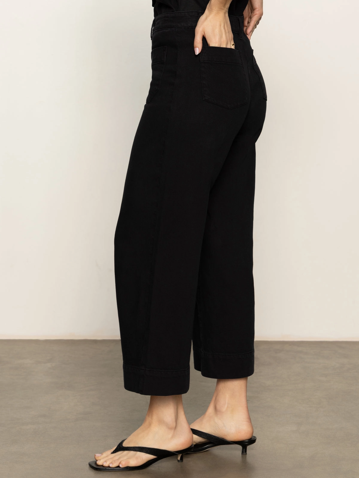 Quick Fit Design Soft Marine Wide Leg Standard Rise Crop Pant Black