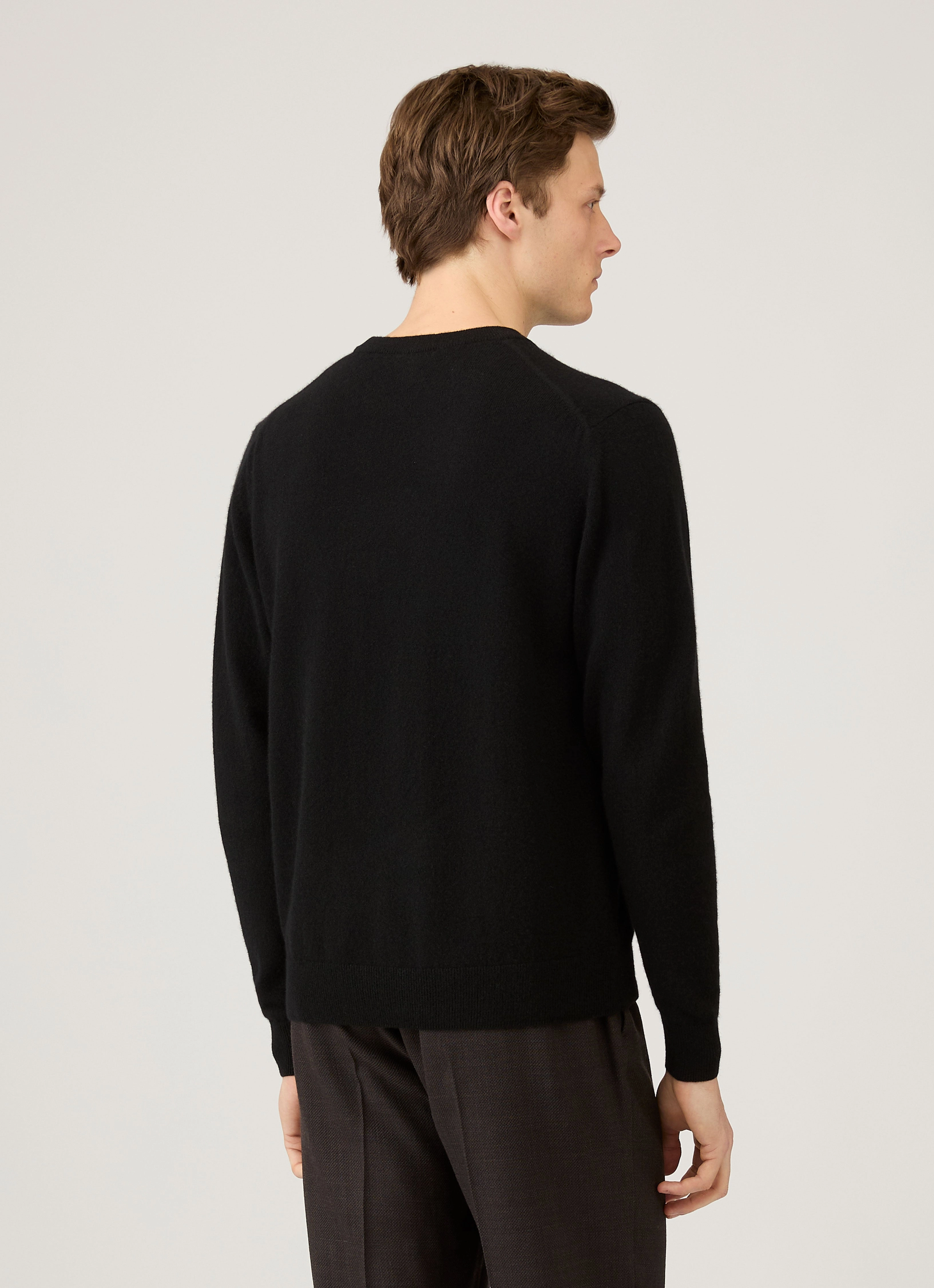 Men's Cashmere Crew Neck Jumper in Black Fresh Layer