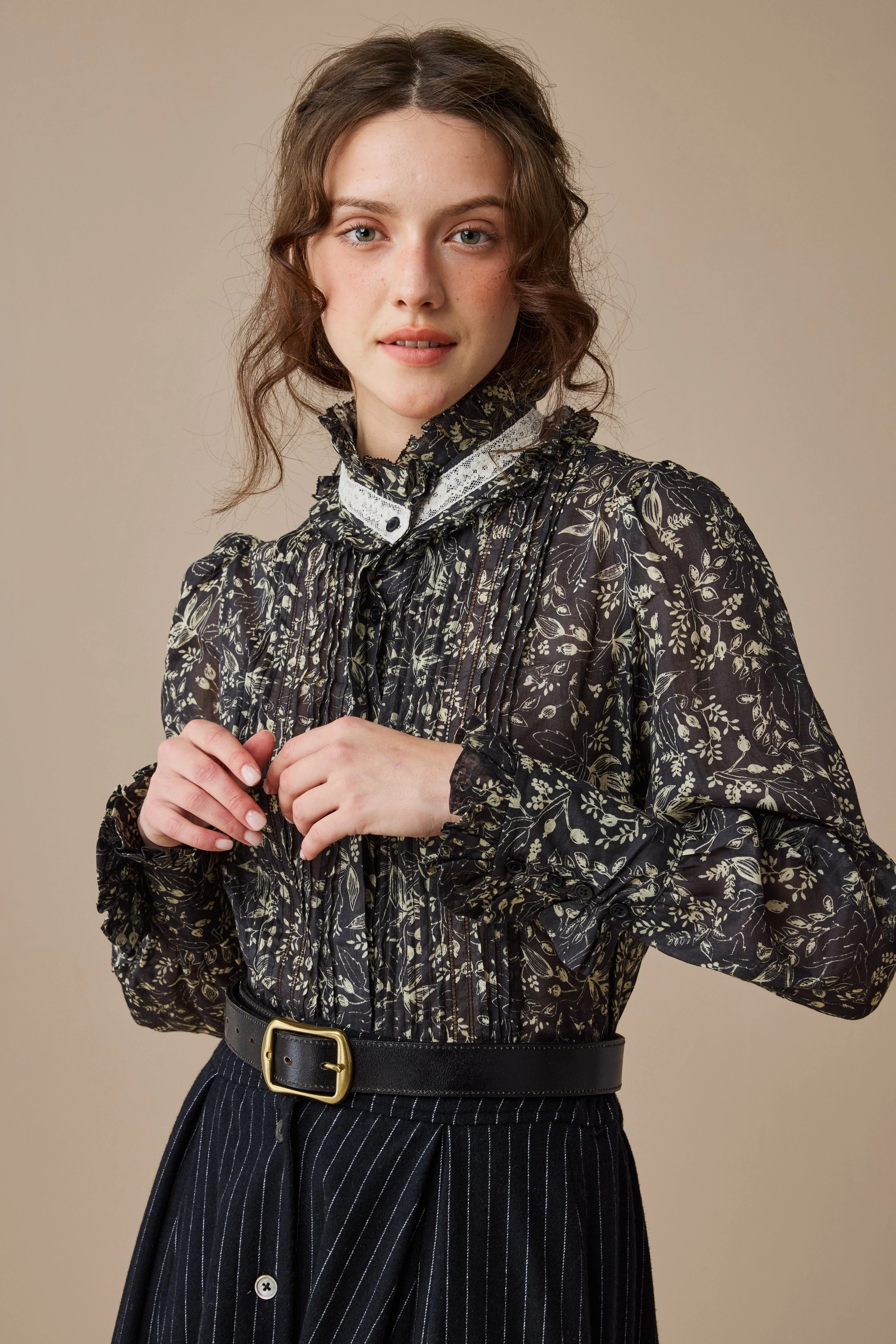 Temperature Regulating Lining Adjustable Fit Design Sharon 21 |pintucked luxury linen shirt blouse