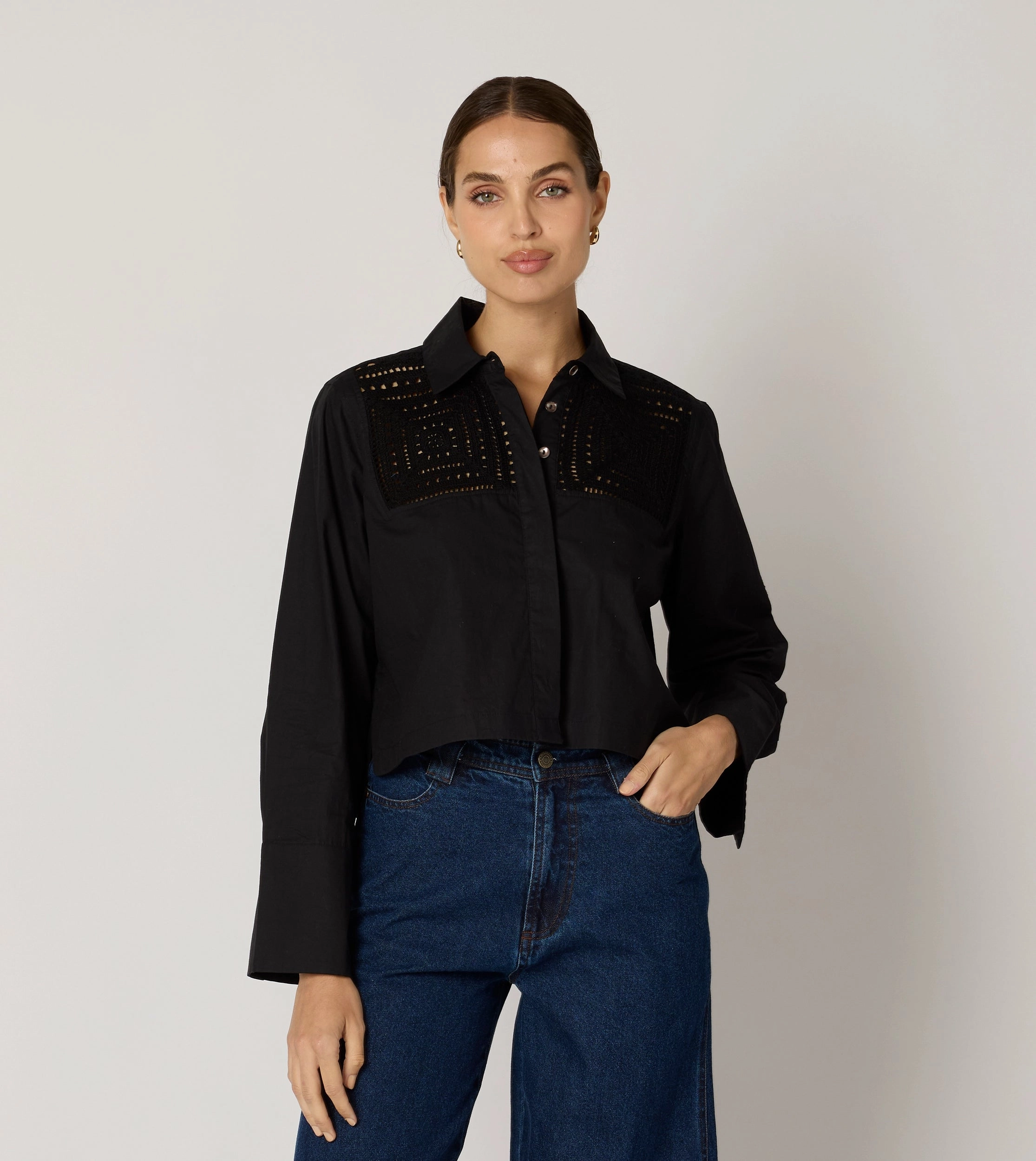 Grid Texture Fabric Sierra Blouse | Black